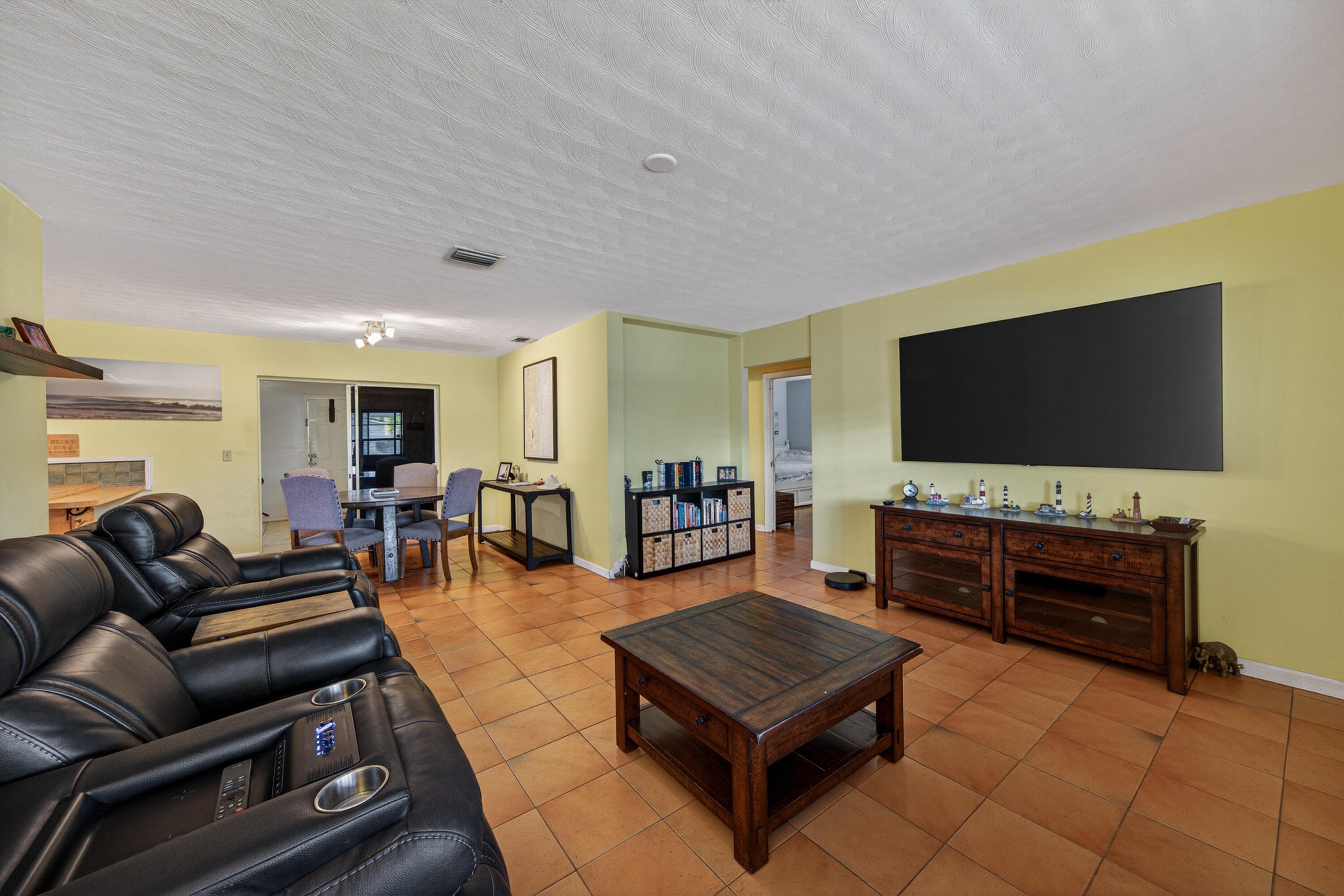 1211 NE 35th Street, Pompano Beach, FL 33064 — photo 9 of 50