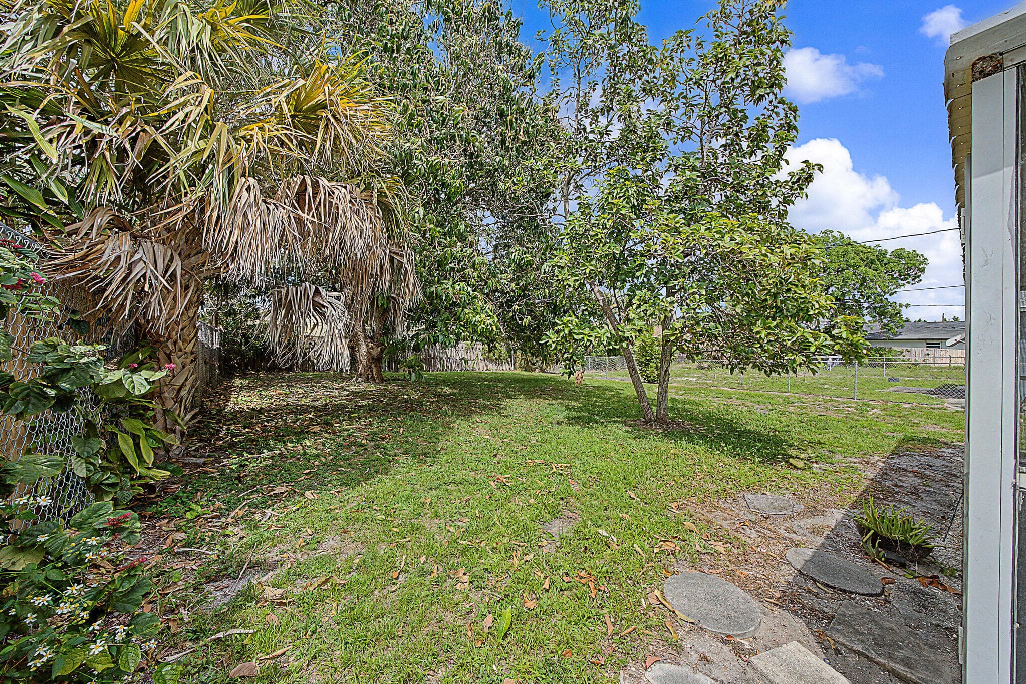 301 SE 21st Avenue, Boynton Beach, FL 33435 — photo 34 of 40