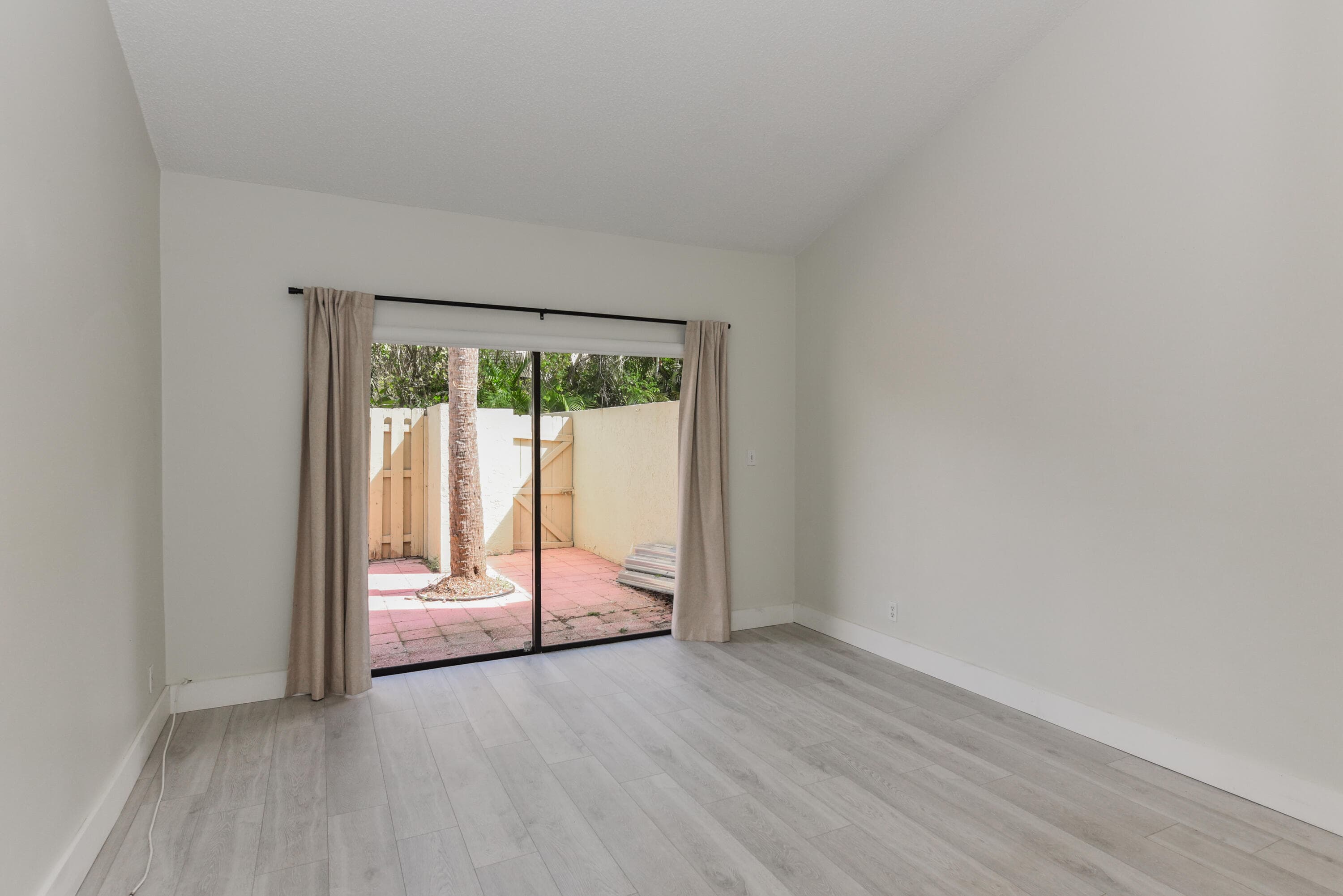 1400 NW 9th Avenue B-8, Boca Raton, FL 33486 — photo 20 of 32