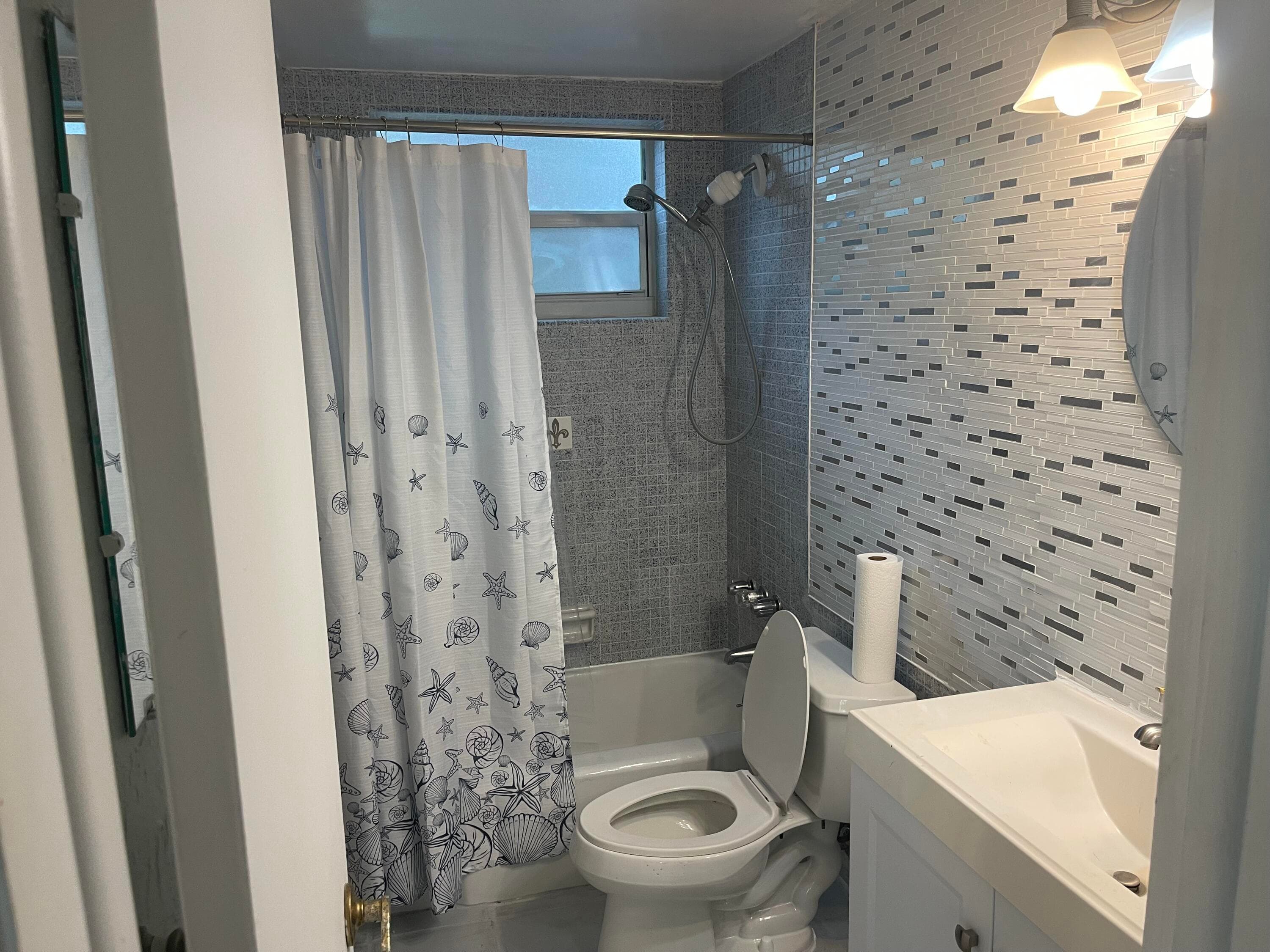 1525 SE 15th Street NE 2, Fort Lauderdale, FL 33316 — photo 10 of 17