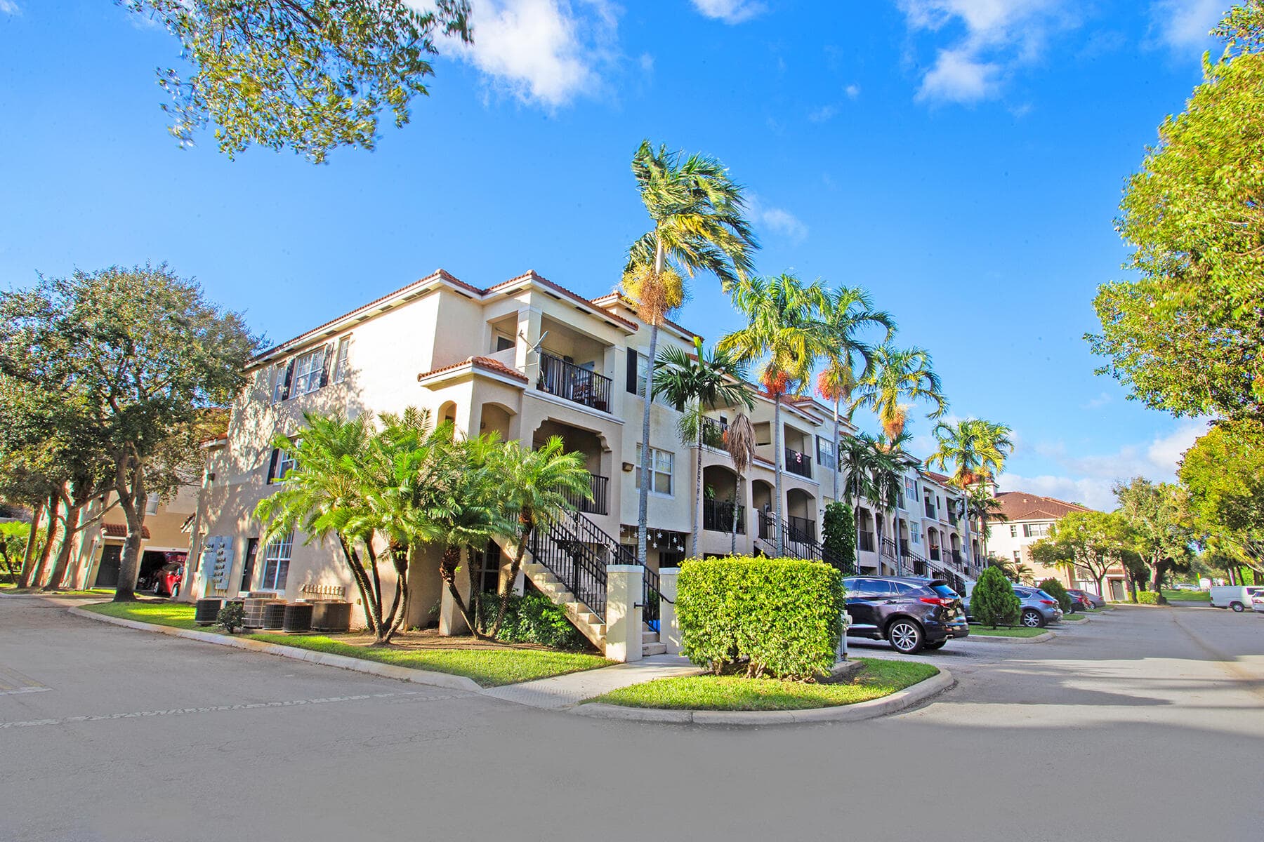 5860 W Sample Road 204, Coral Springs, FL 33063 — photo