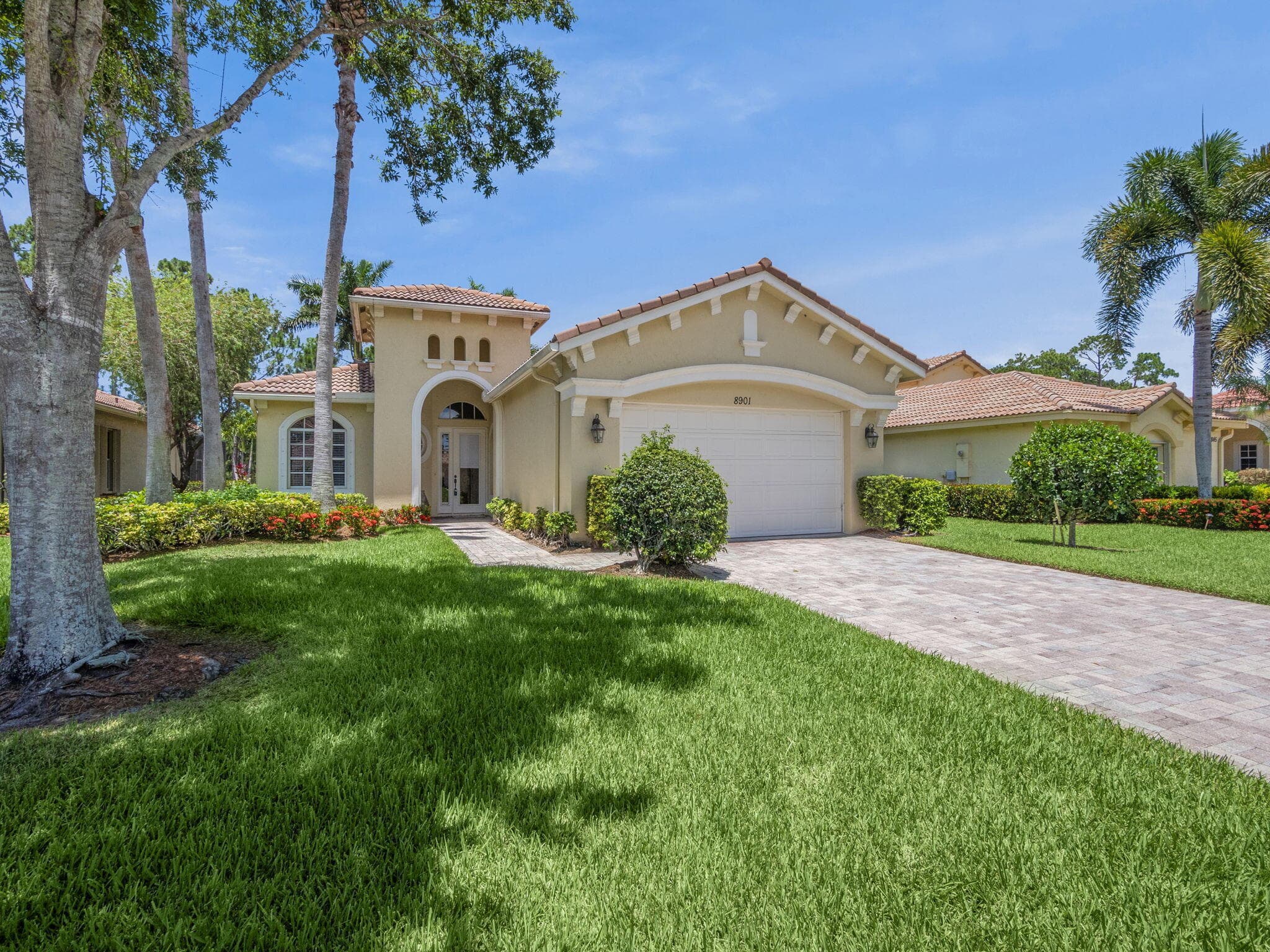8901 Champions Way, Port St. Lucie, FL 34986 — photo 1 of 23