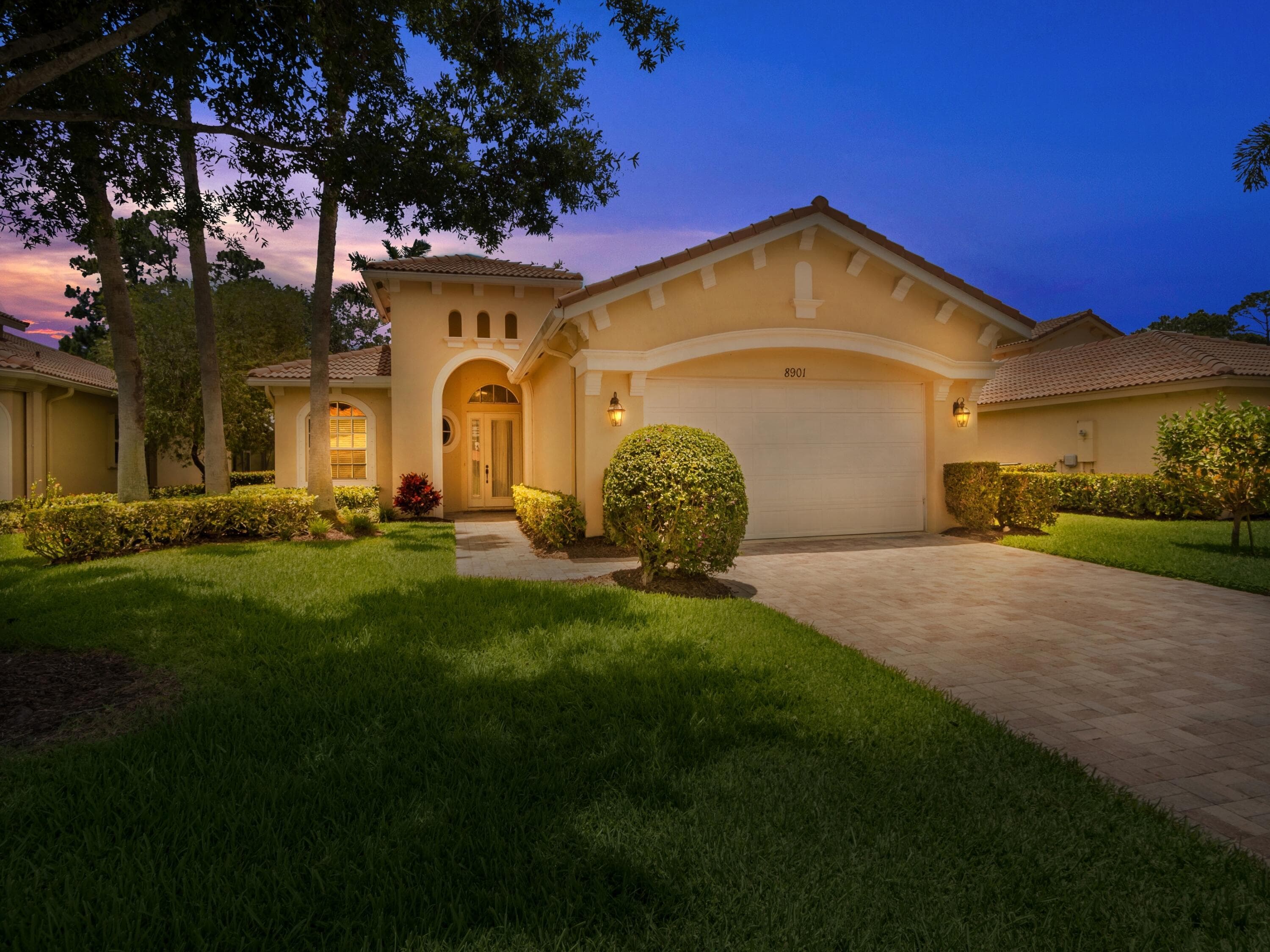 8901 Champions Way, Port St. Lucie, FL 34986 — photo 3 of 23
