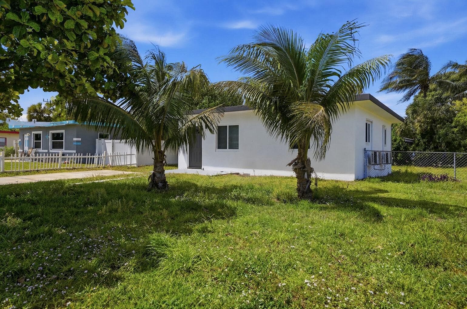 2625 NW 10th Street, Pompano Beach, FL 33069 — photo 2 of 19