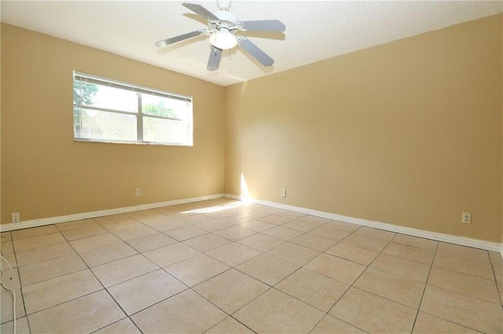 9915 Sandalfoot Boulevard 408, Boca Raton, FL 33428 — photo 16 of 19