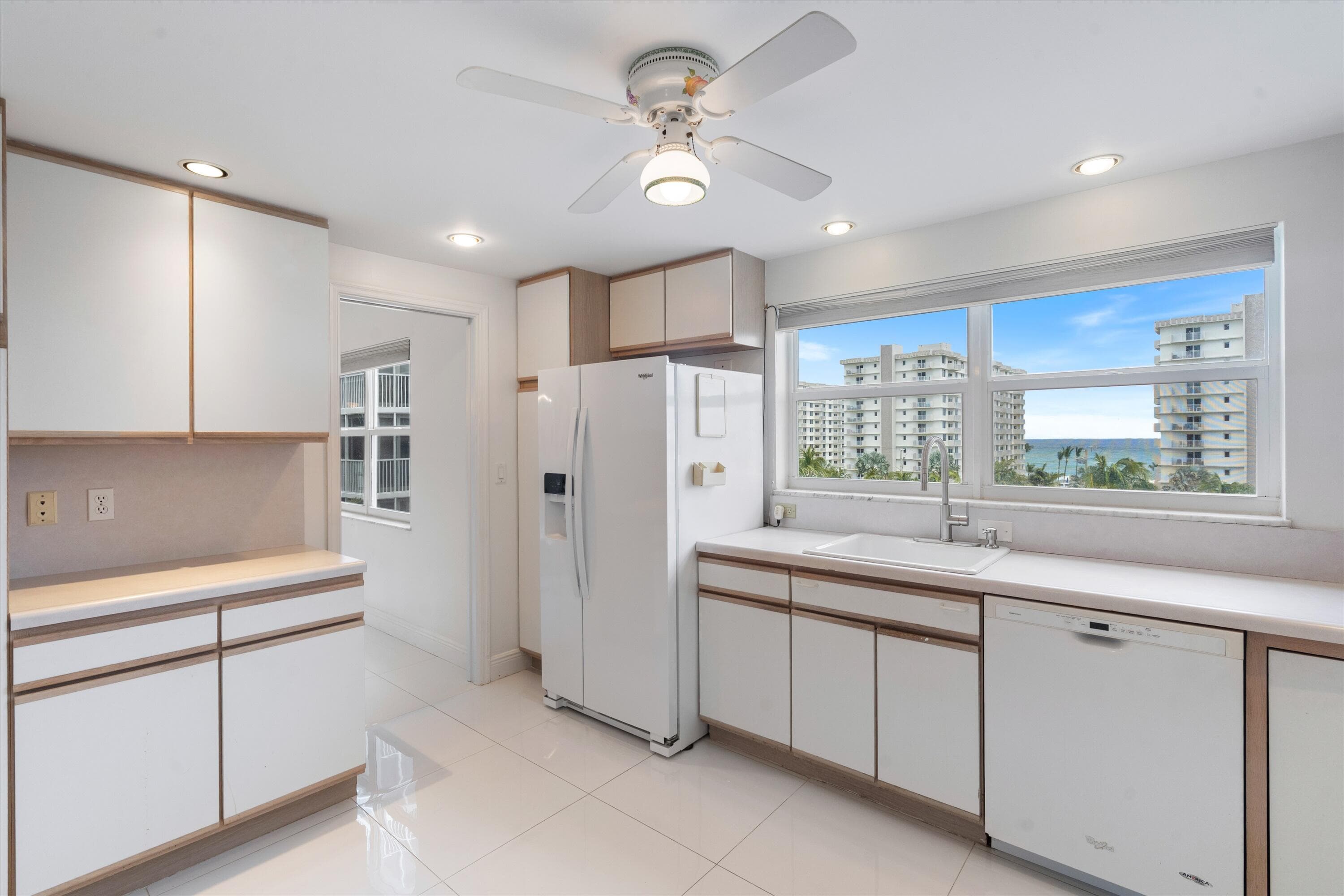 3300 S Ocean Boulevard 617-c, Highland Beach, FL 33487 — photo 6 of 37