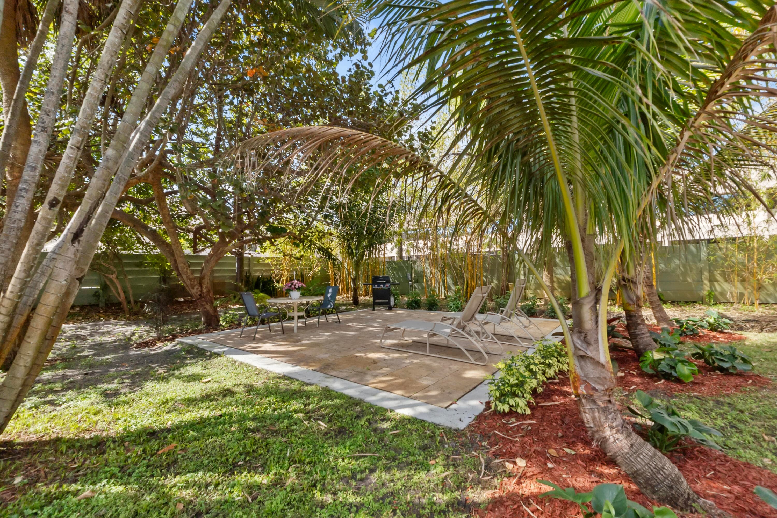 2396 Easy Street A, Palm Beach Gardens, FL 33410 — photo 18 of 20