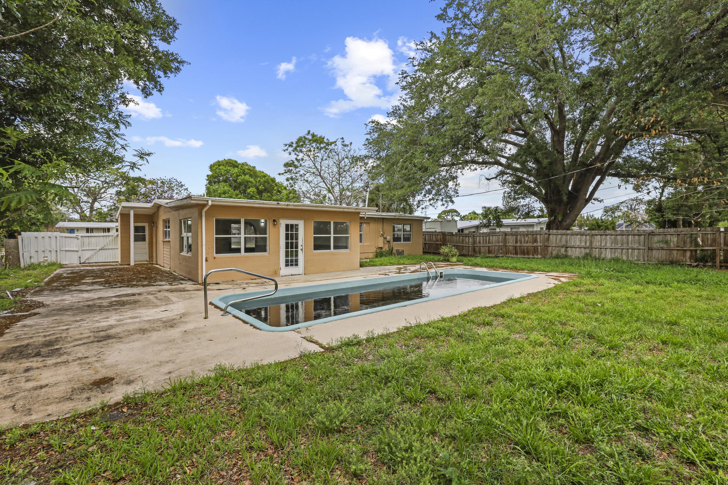 180 SE Serenata Court, Port St. Lucie, FL 34983 — photo 30 of 39