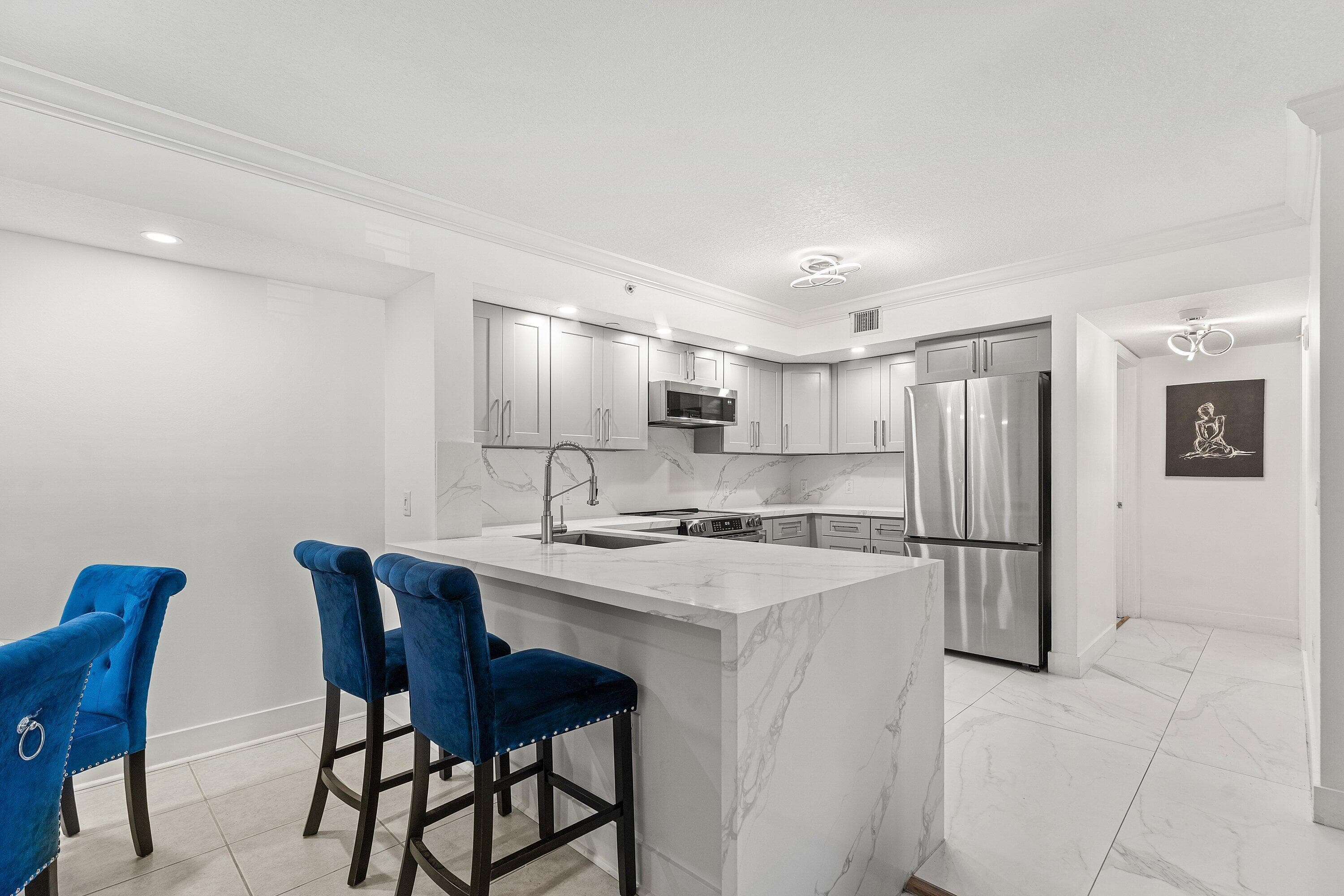 4180 W San Marino Boulevard 107, West Palm Beach, FL 33409 — photo 3 of 23