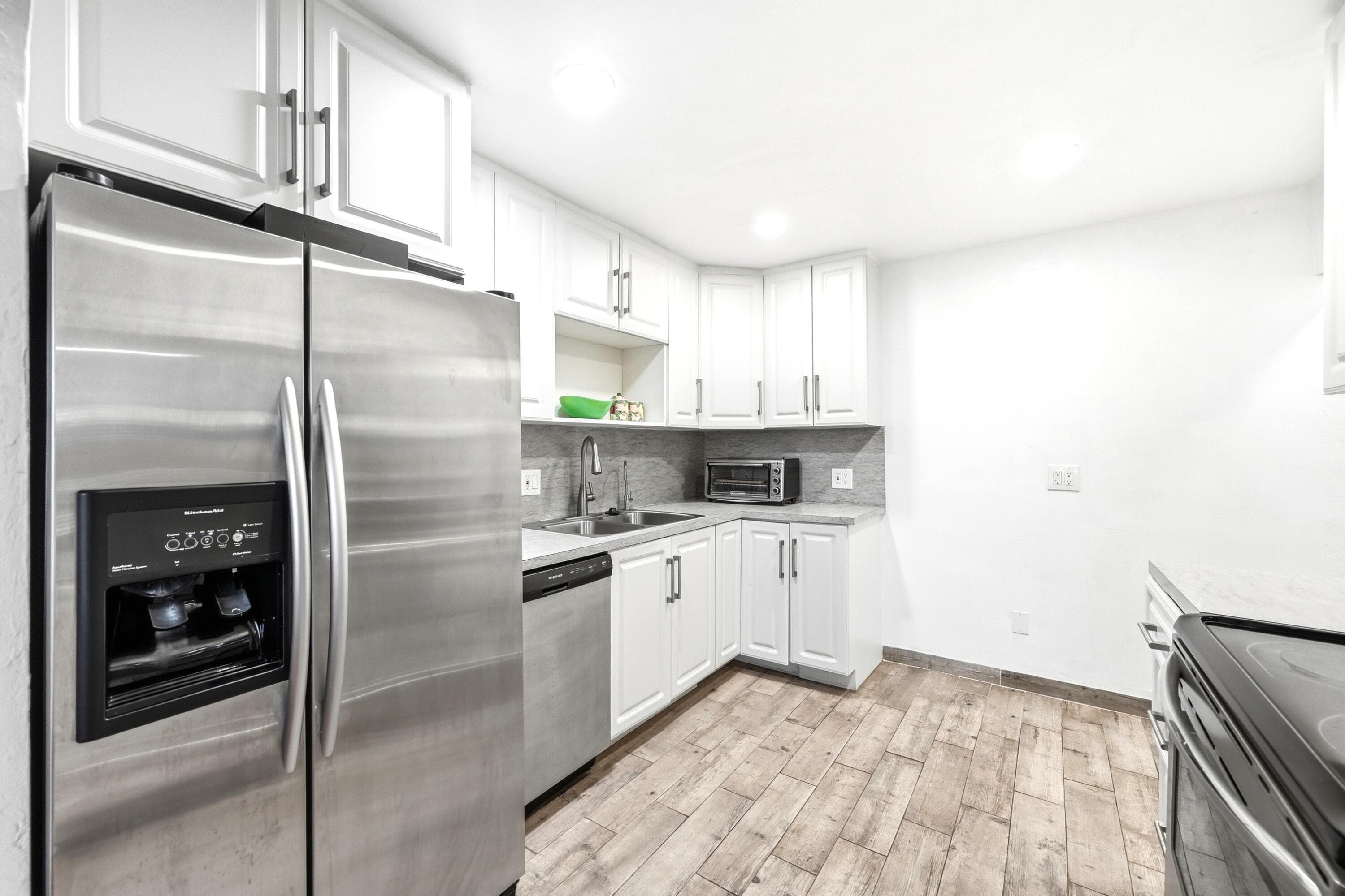 1516 SW 24th Street, Fort Lauderdale, FL 33315 — photo 3 of 30
