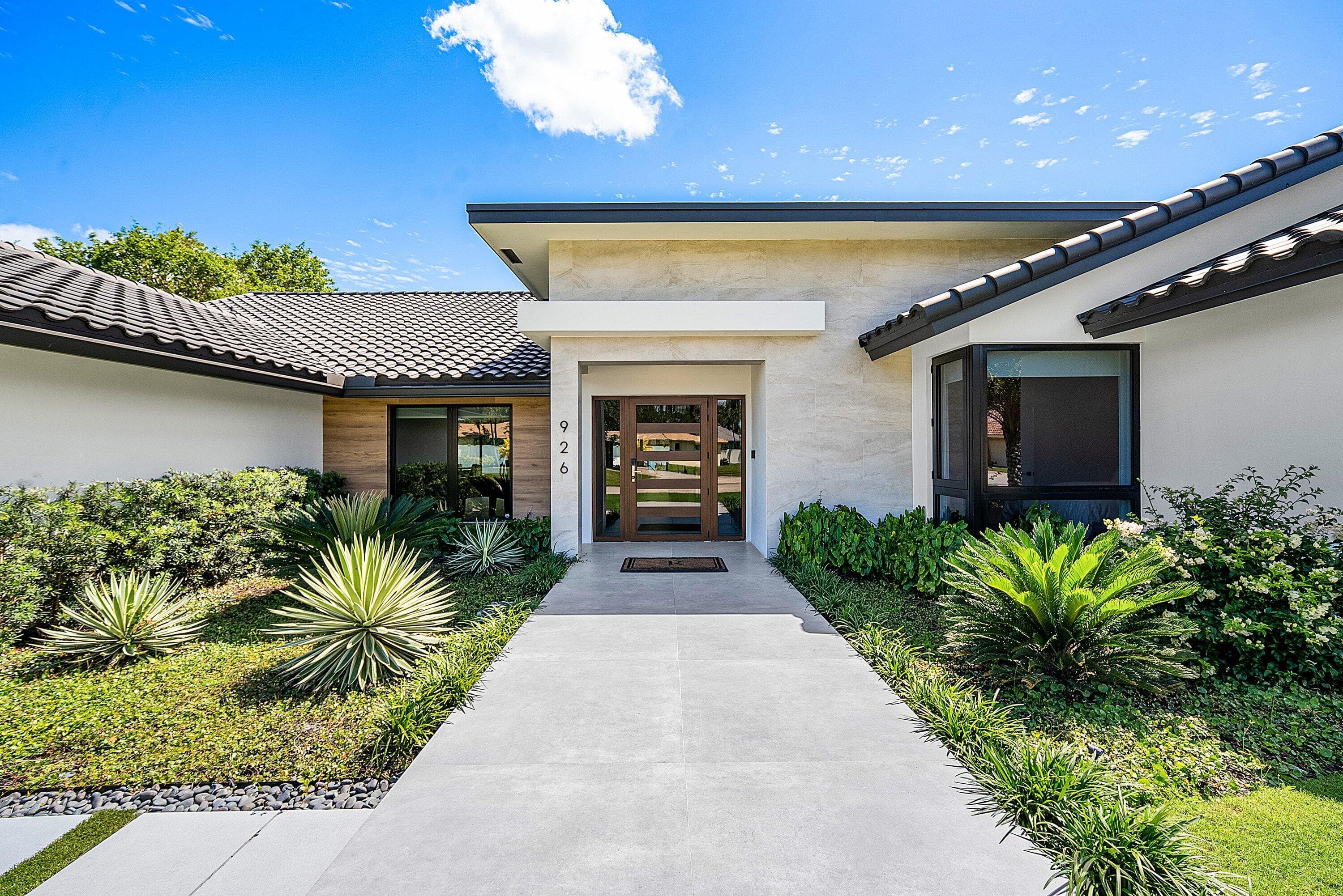 926 SW 35th Court, Boynton Beach, FL 33435 — photo 4 of 84