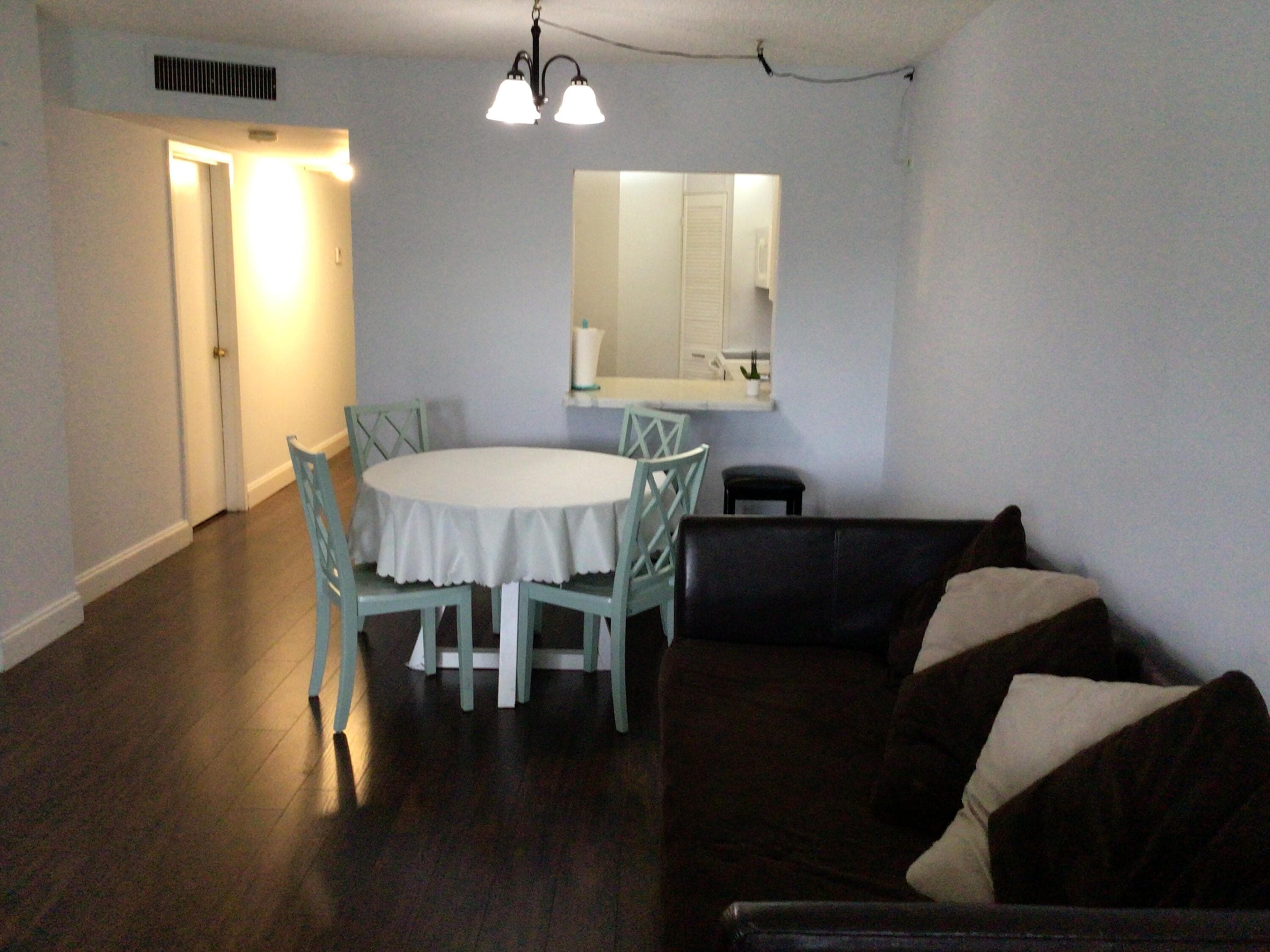 5300 NE 24th Terrace, Fort Lauderdale, FL 33308 — photo 9 of 32