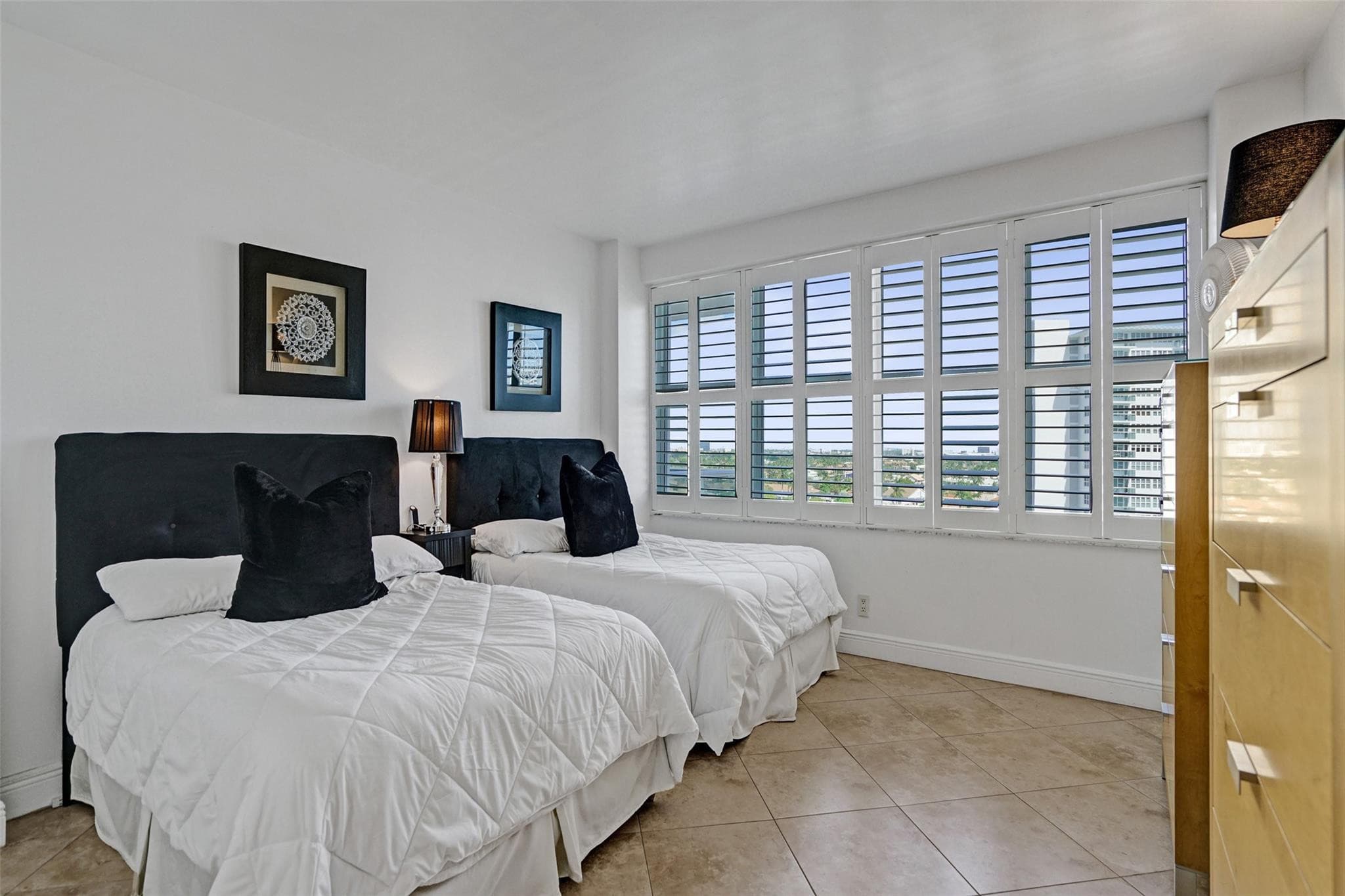 3333 NE 34th Street 1006, Fort Lauderdale, FL 33308 — photo 17 of 51