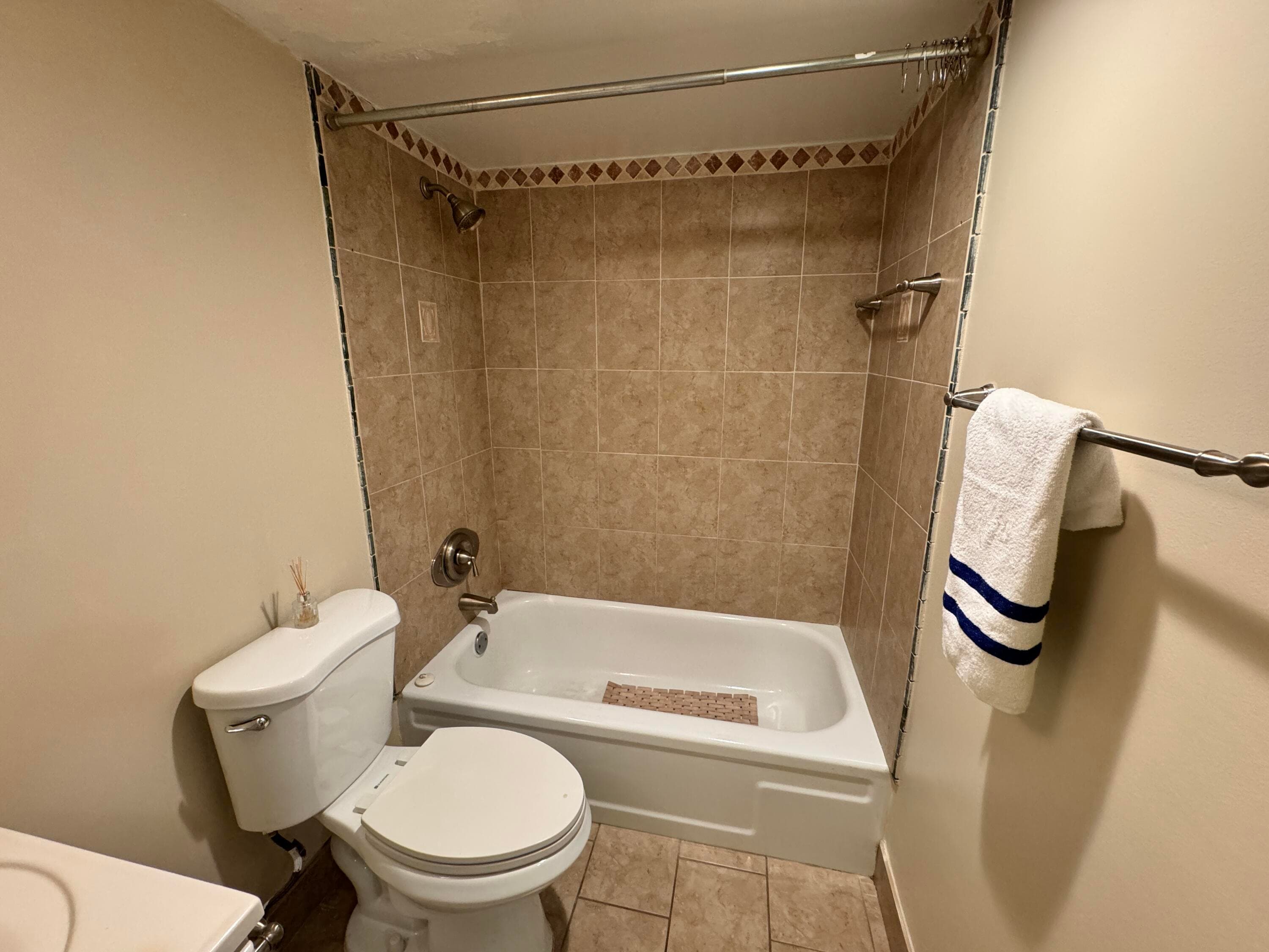 2731 Taft Street 106, Hollywood, FL 33020 — photo 4 of 16