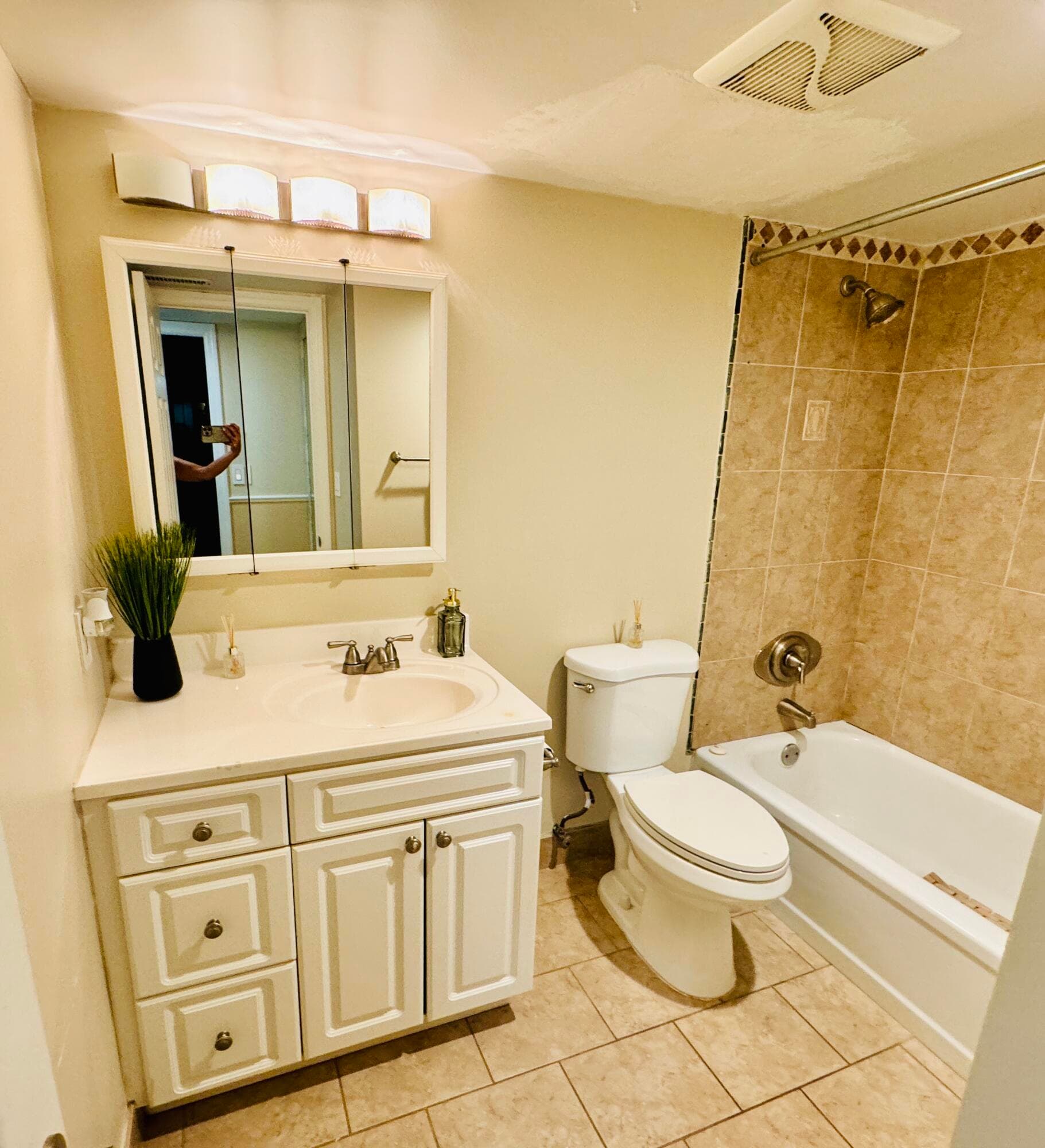 2731 Taft Street 106, Hollywood, FL 33020 — photo 5 of 16