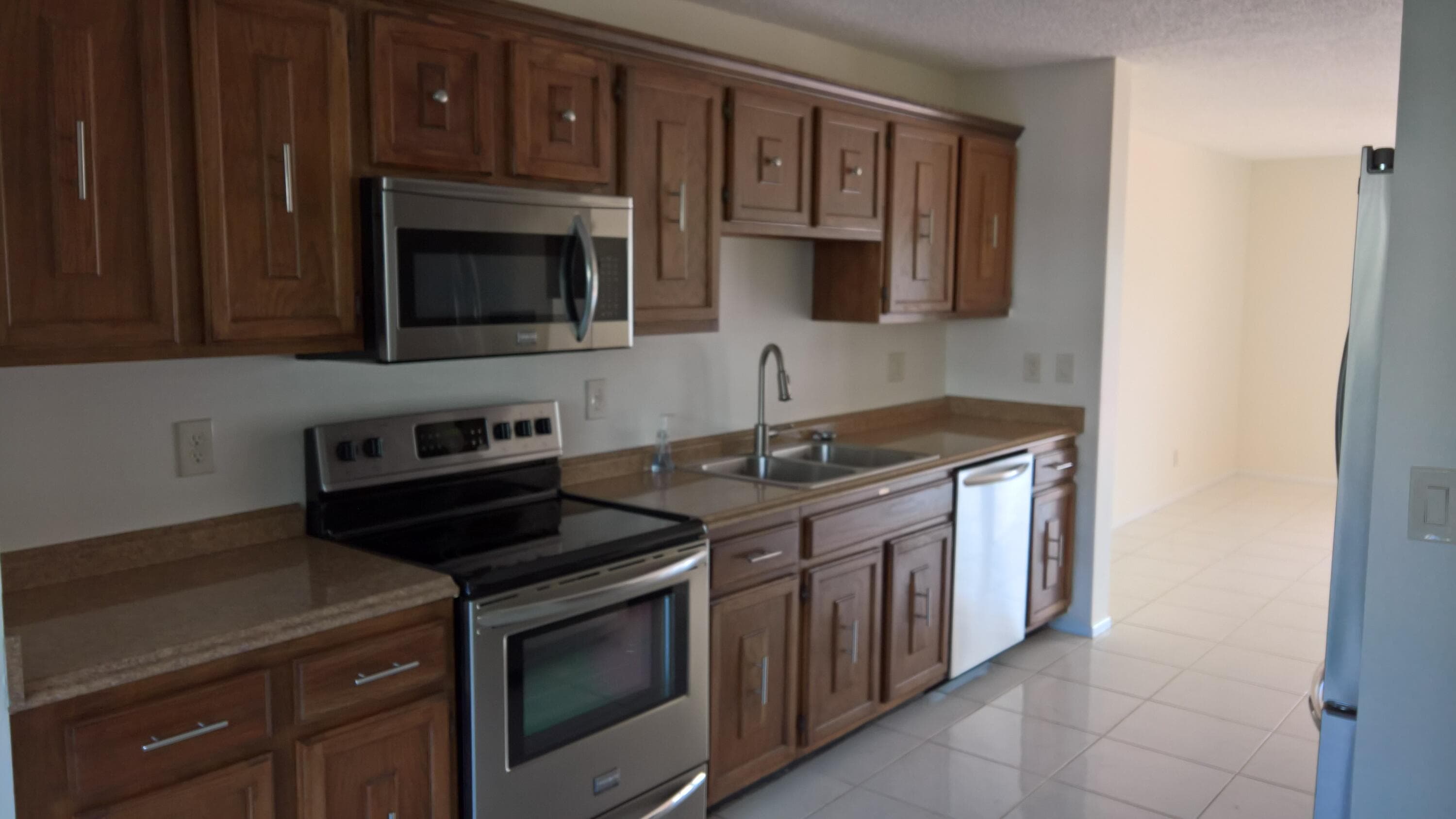 718 NE 12th Terrace 3, Boynton Beach, FL 33435 — photo 16 of 46