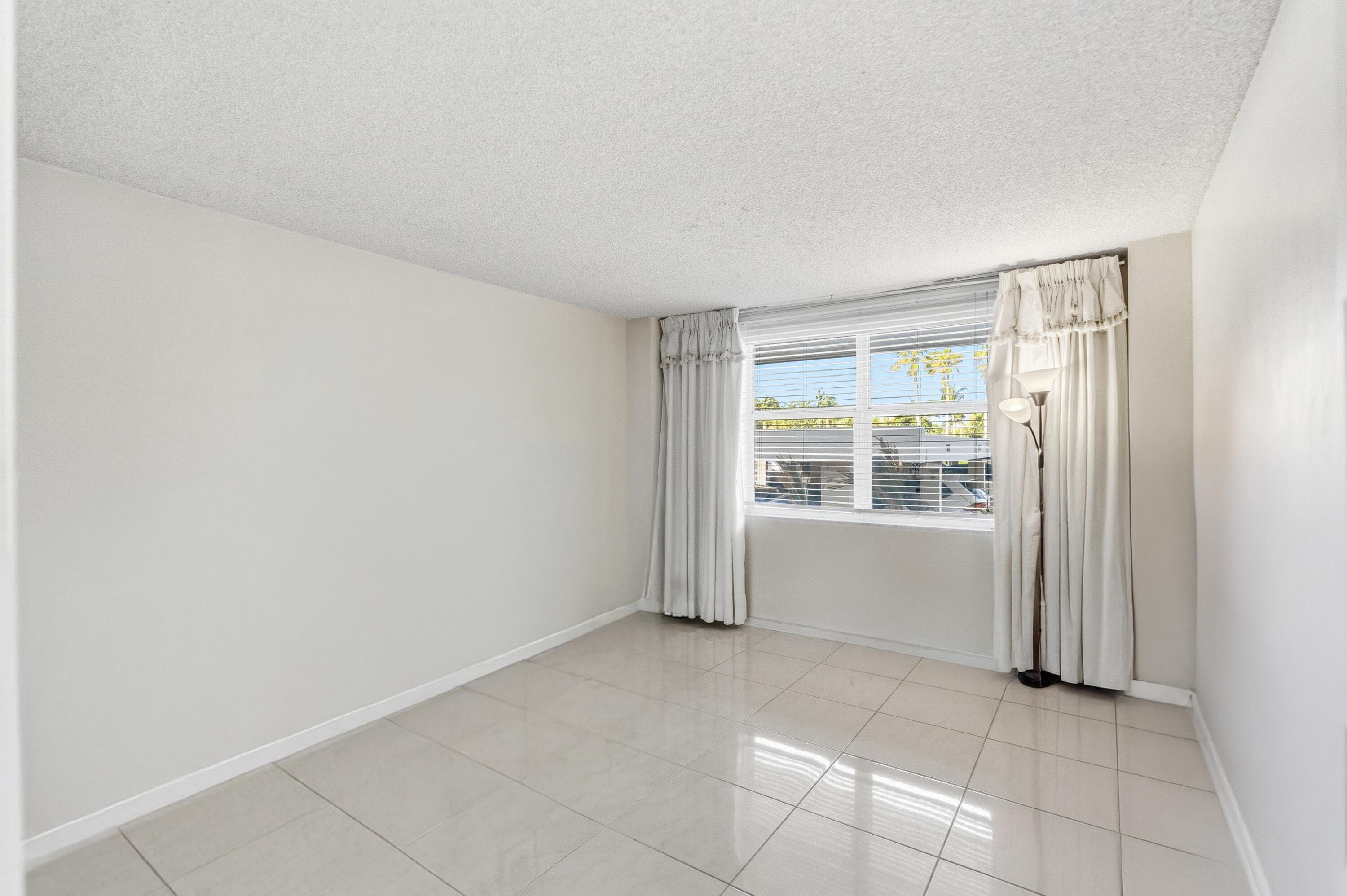 5200 N Ocean Boulevard 115a, Lauderdale-By-The-Sea, FL 33308 — photo 19 of 59