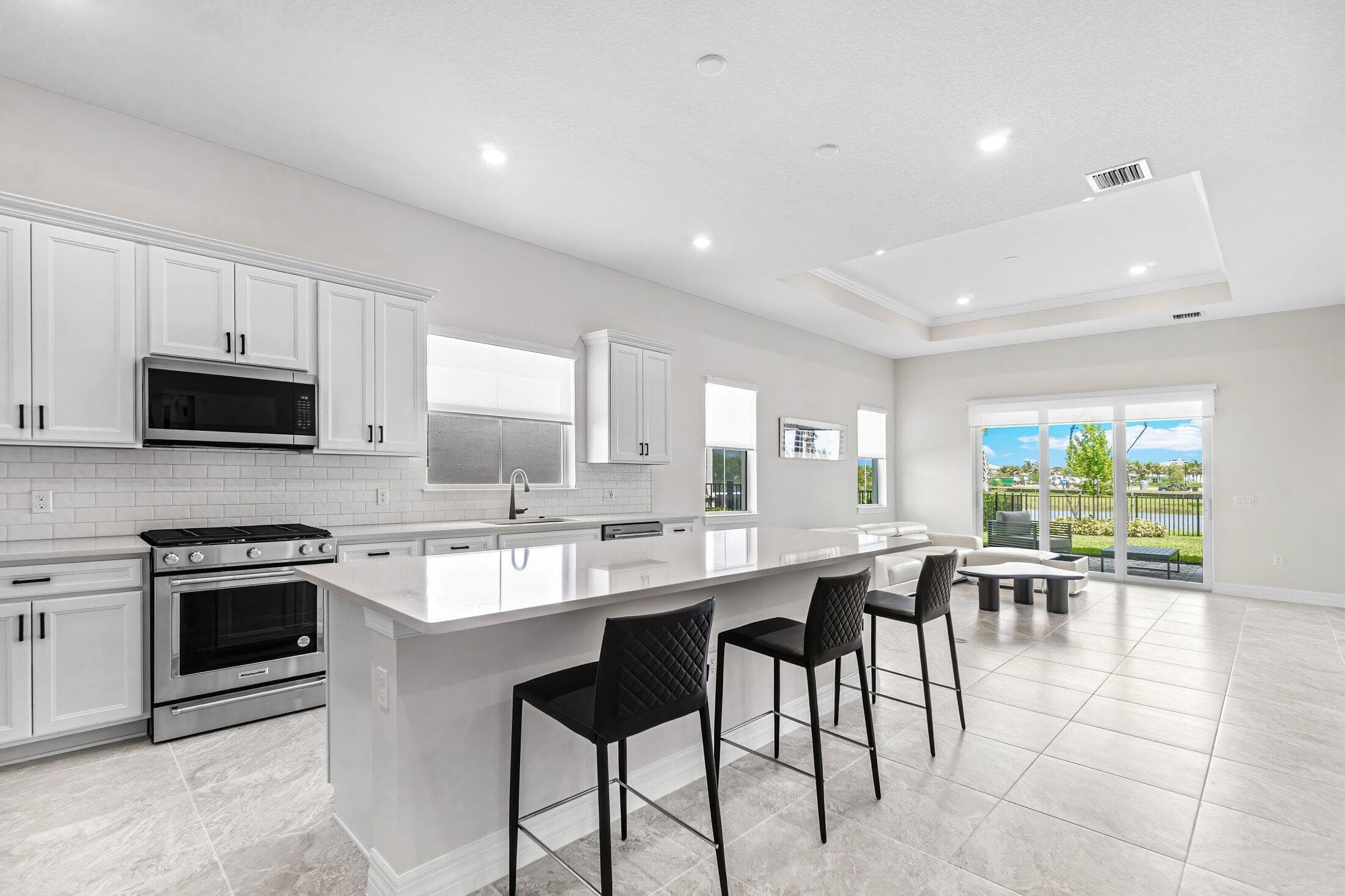 12325 Frontline Lane, Palm Beach Gardens, FL 33412 — photo 14 of 52