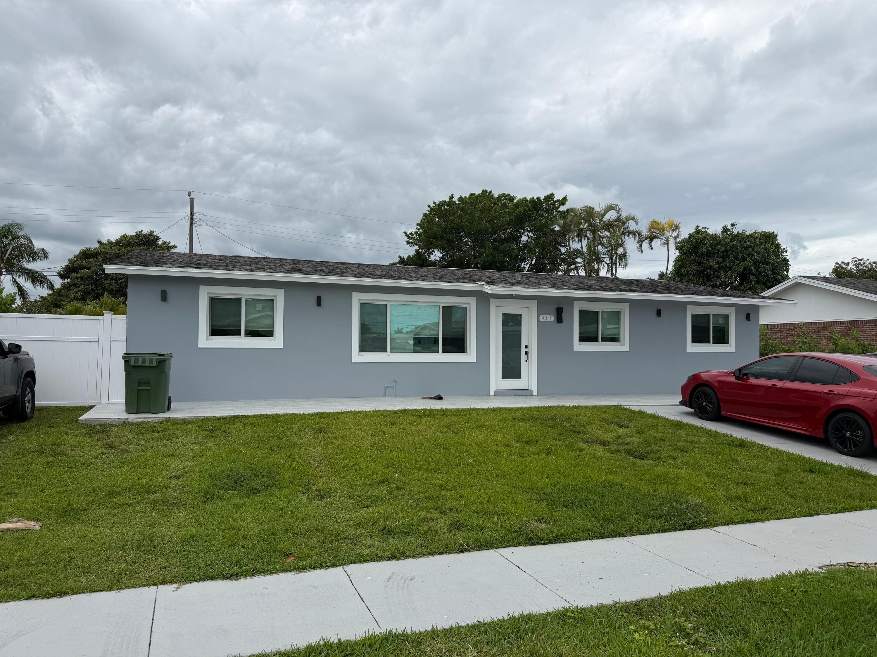 441 San Mateo Drive, Palm Springs, FL 33461 — photo