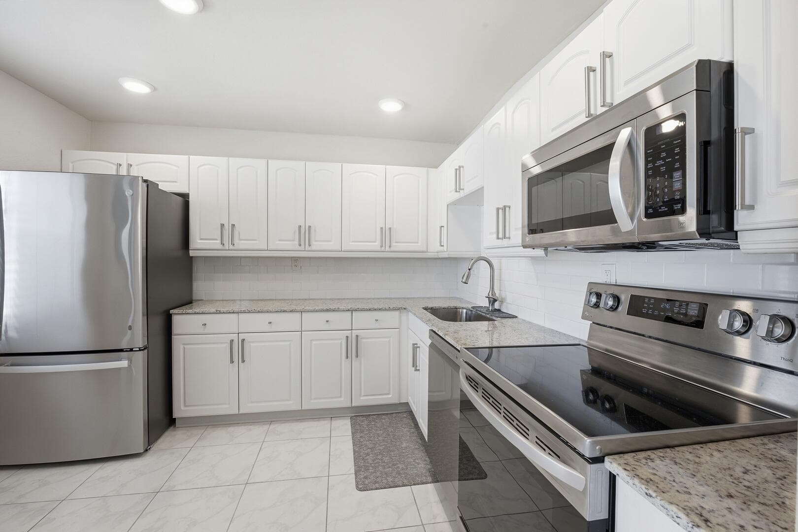 563 Piedmont L, Delray Beach, FL 33484 — photo 17 of 39