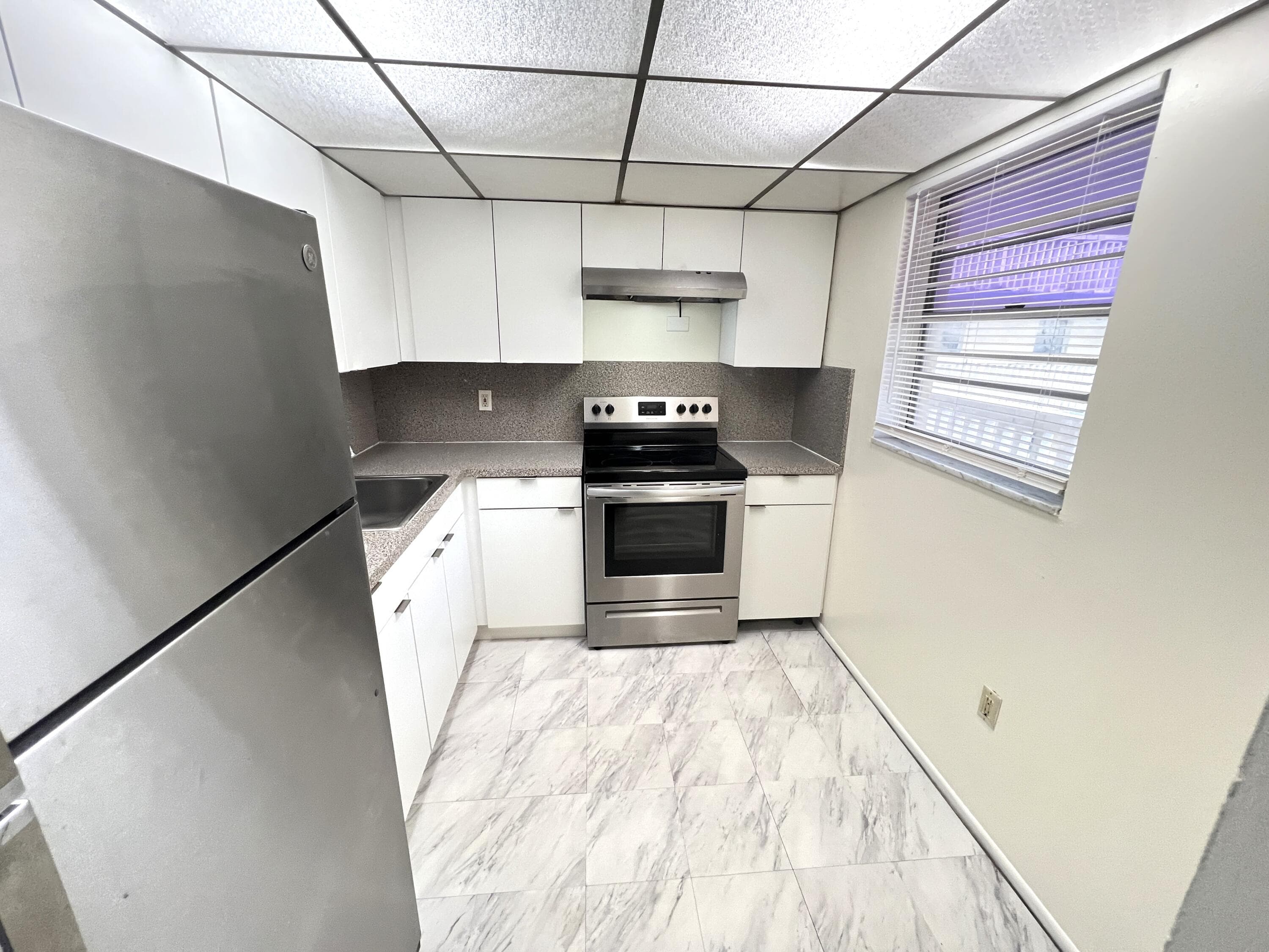 15600 NW 7th Avenue 516, Miami, FL 33169 — photo 1 of 14