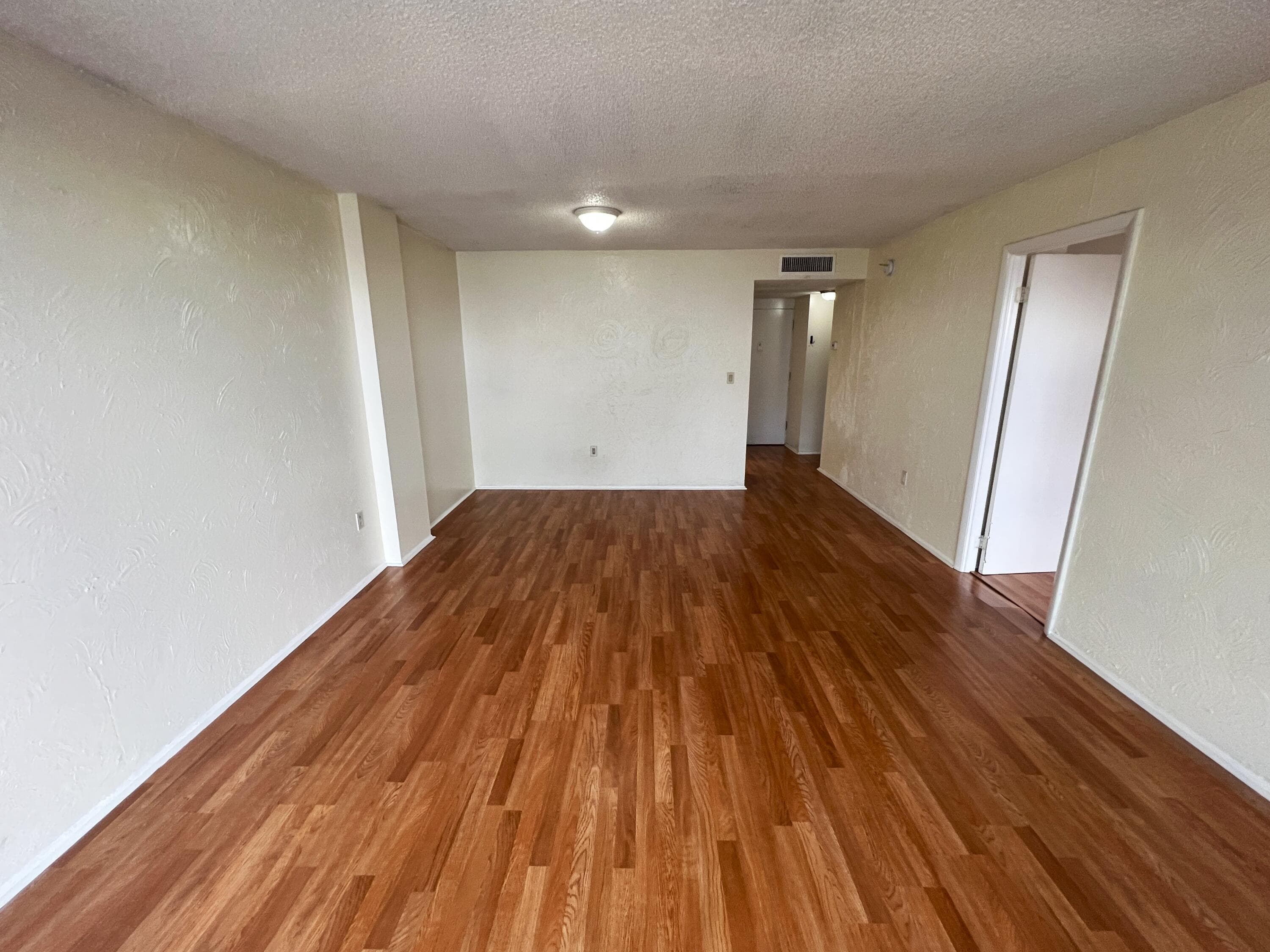 15600 NW 7th Avenue 516, Miami, FL 33169 — photo 4 of 14
