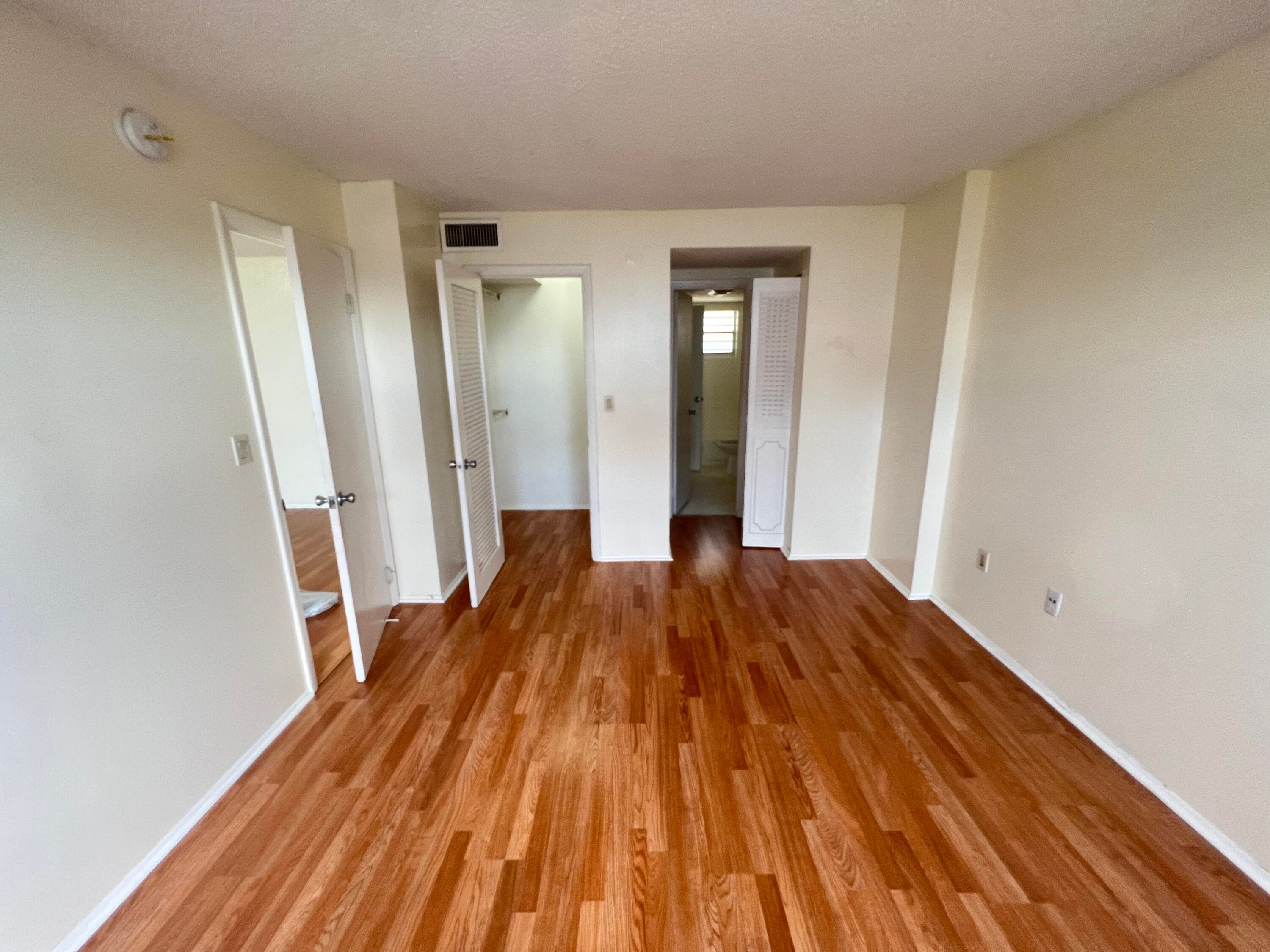 15600 NW 7th Avenue 516, Miami, FL 33169 — photo 6 of 14