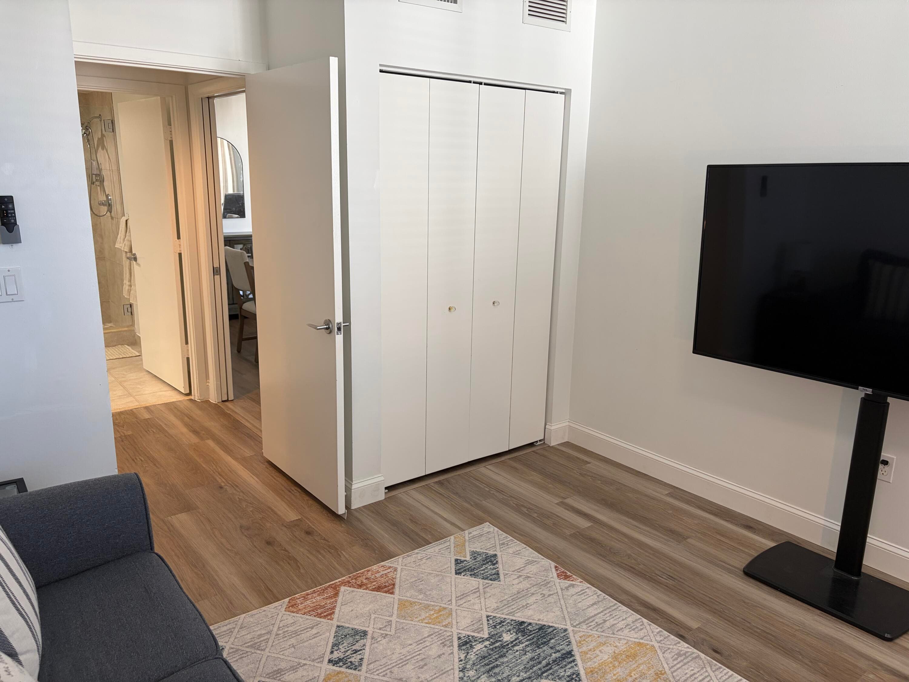 1551 N Flagler Drive 905, West Palm Beach, FL 33401 — photo 18 of 22