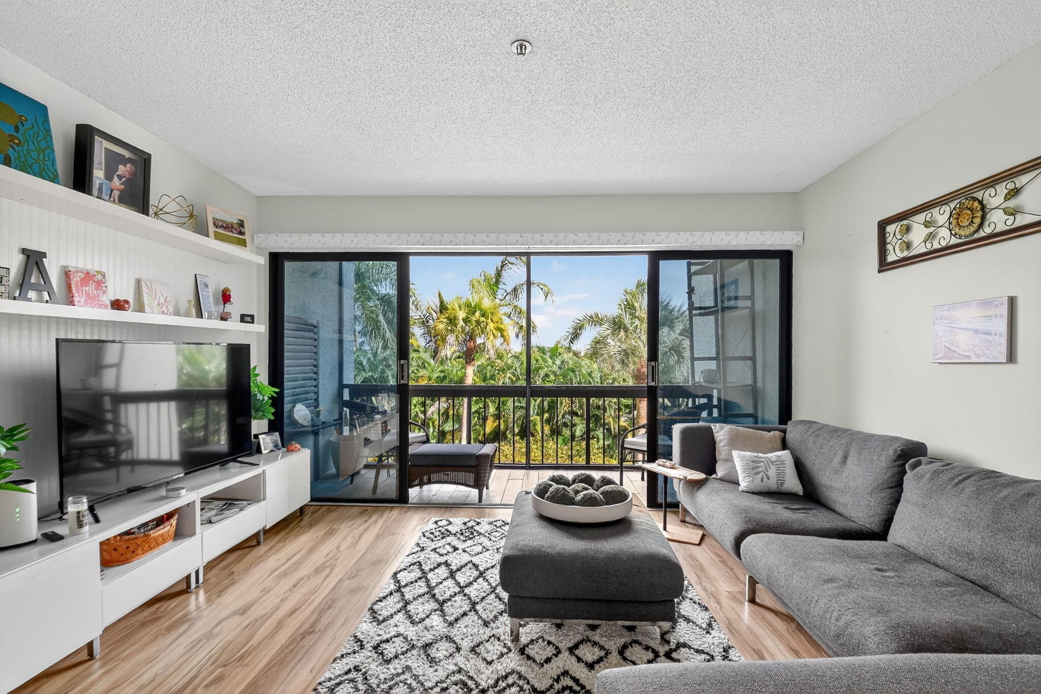 3000 Presidential Way 303, West Palm Beach, FL 33401 — photo 9 of 25