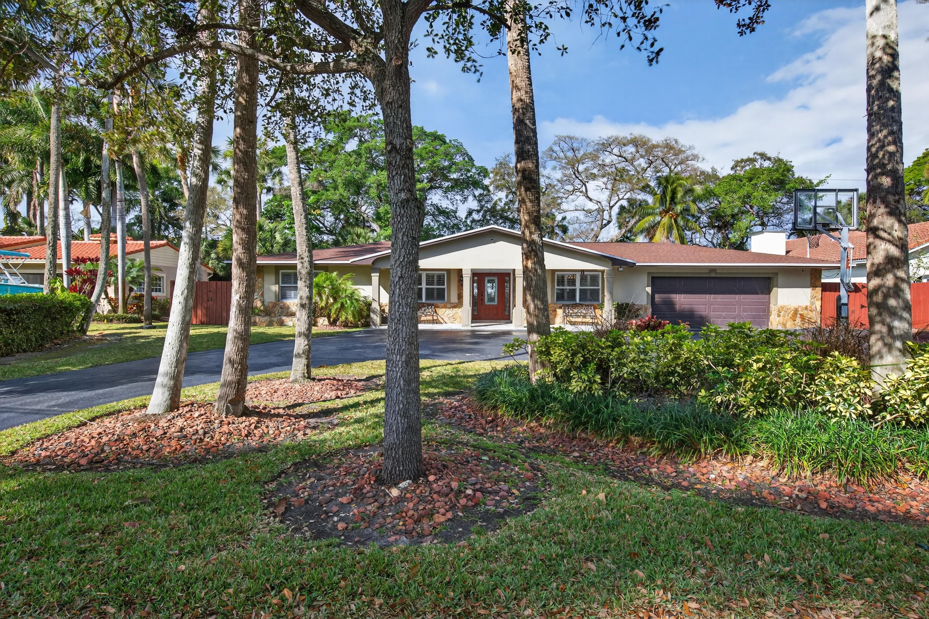 2535 SW 30th Terrace, Fort Lauderdale, FL 33312 — photo 1 of 62