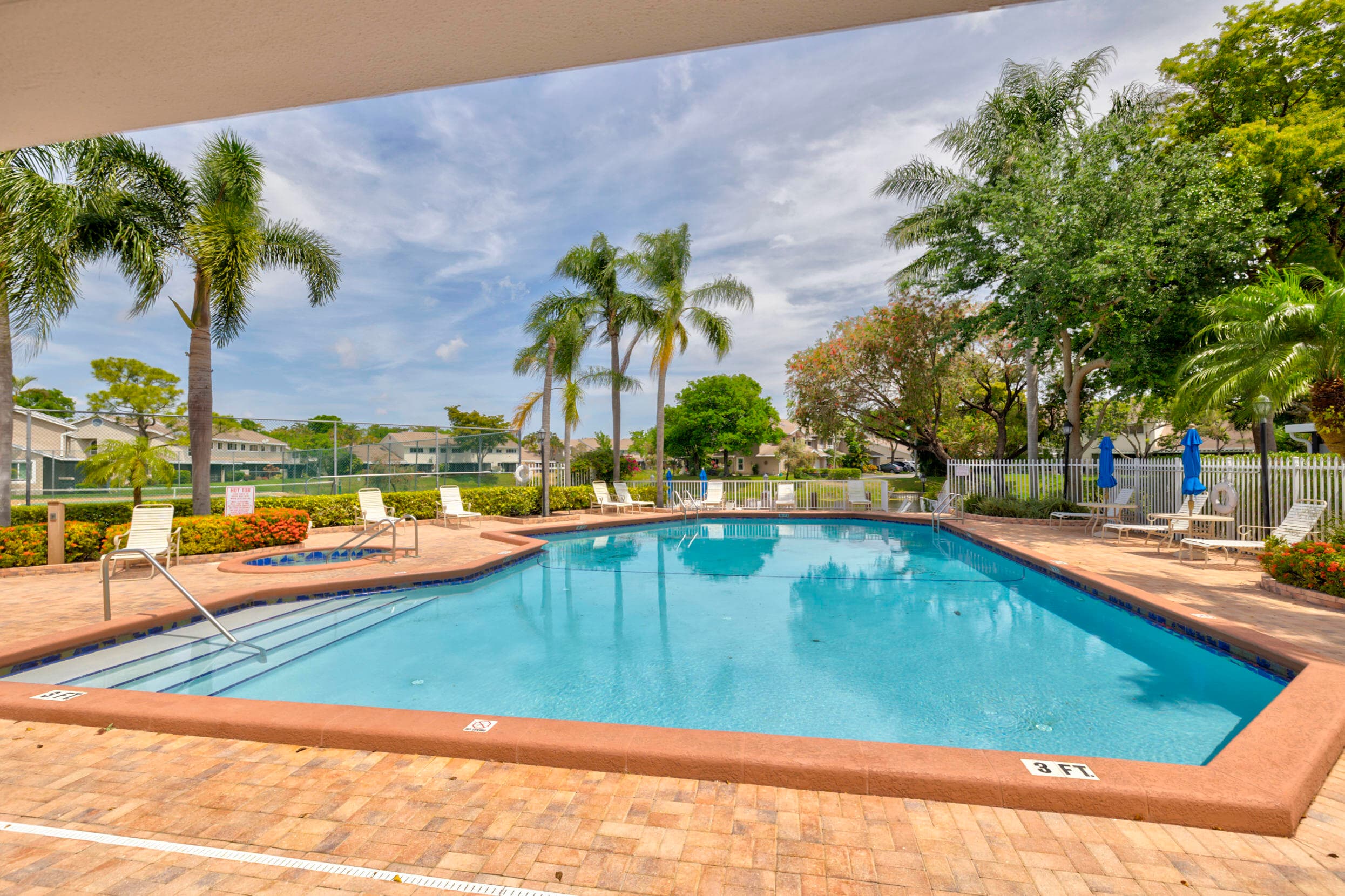 1947 E Discovery Circle E, Deerfield Beach, FL 33442 — photo 33 of 35