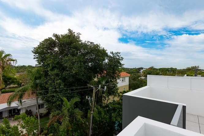 700 NE 14th Avenue 206, Fort Lauderdale, FL 33304 — photo 67 of 73