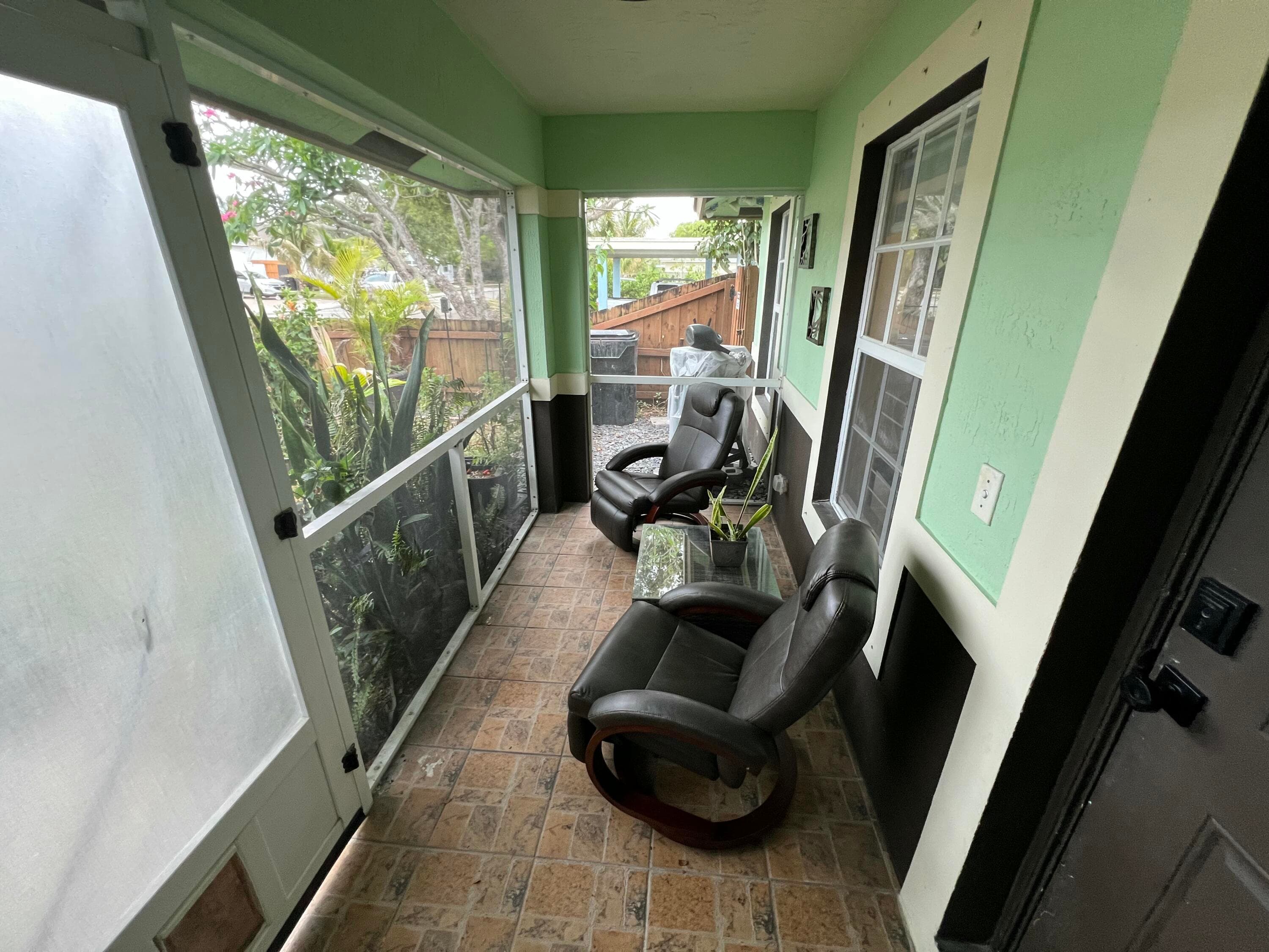 703 S A Street S, Lake Worth Beach, FL 33460 — photo 5 of 35