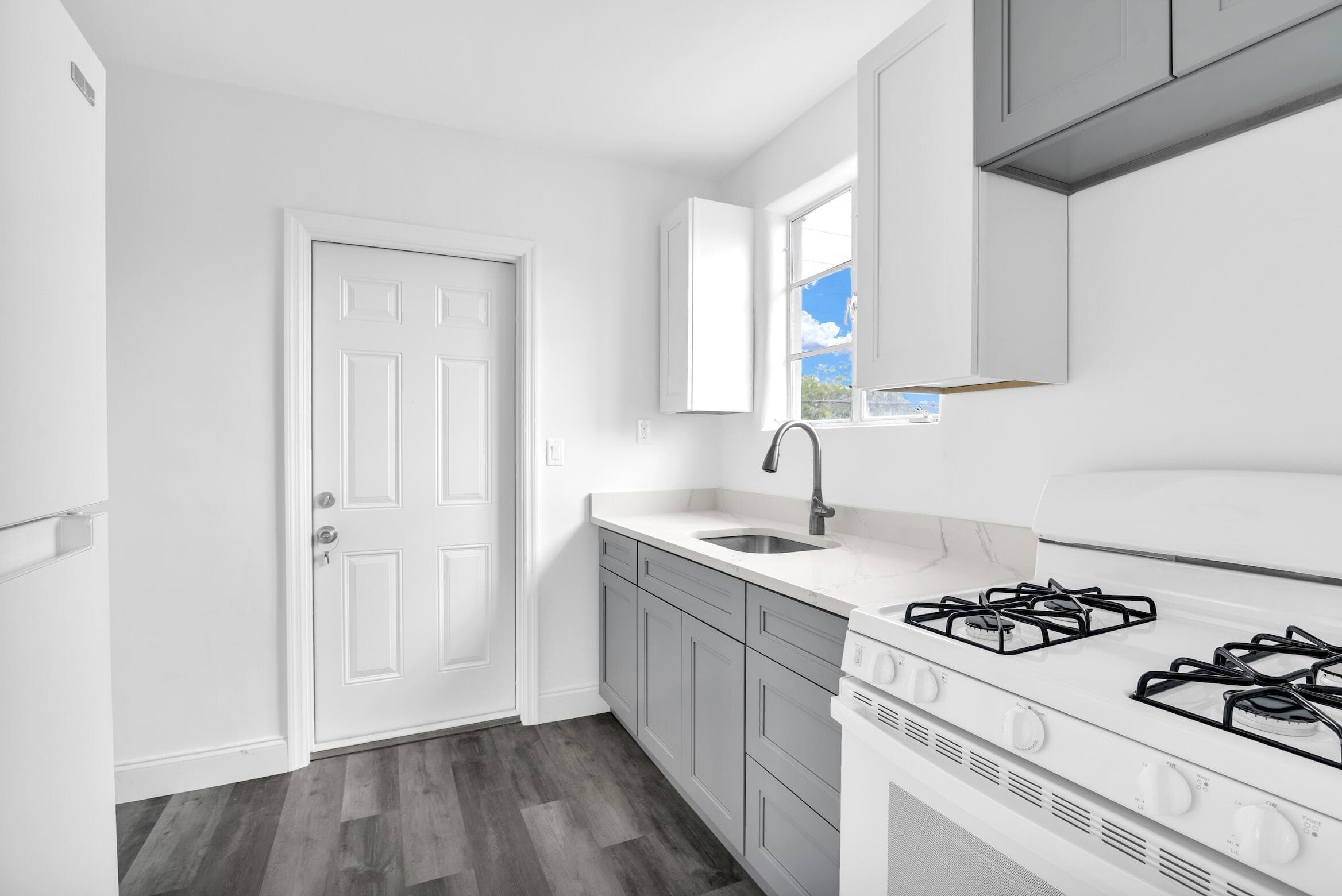 820 N Dixie Highway 4, Lake Worth Beach, FL 33460 — photo 15 of 29