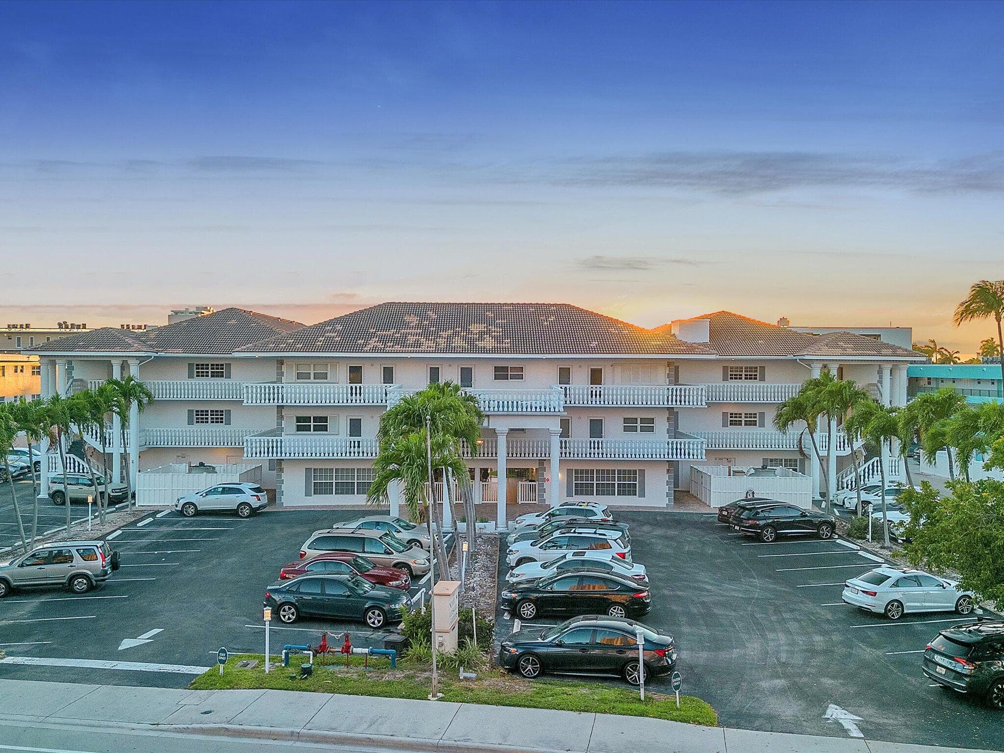 1461 S Ocean Boulevard 218, Lauderdale-By-The-Sea, FL 33062 — photo 28 of 33