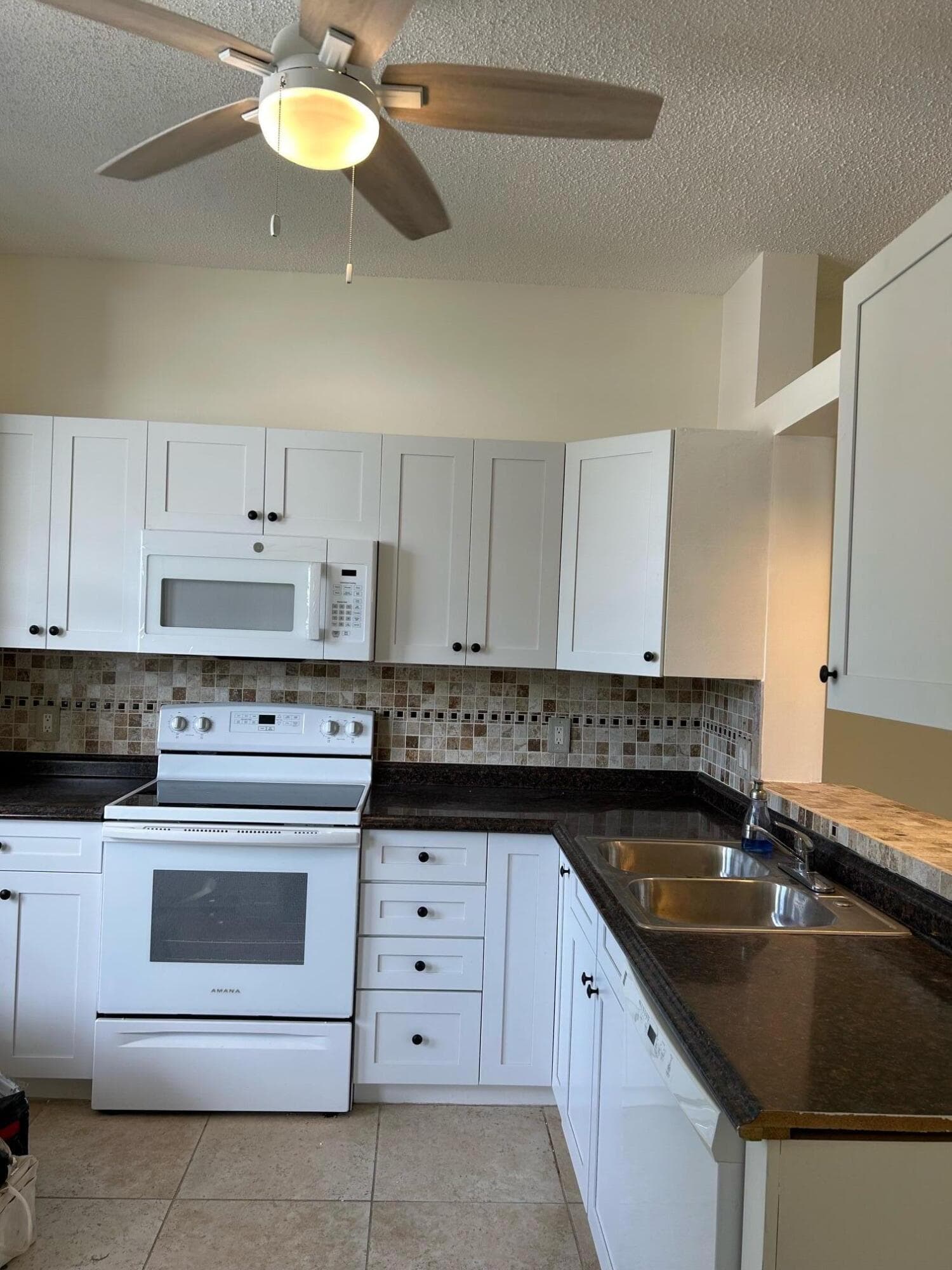 18081 SE Country Club Drive Apt 341, Jupiter, FL 33469 — photo 4 of 28