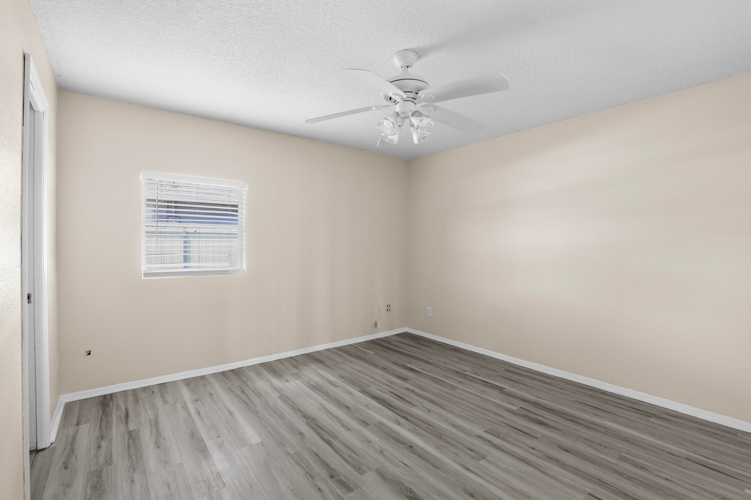 333 SW Lucero Drive, Port St. Lucie, FL 34983 — photo 13 of 33