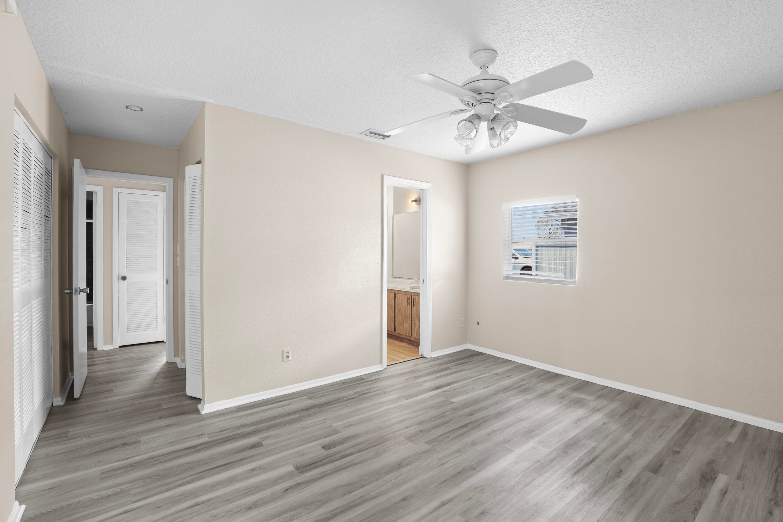 333 SW Lucero Drive, Port St. Lucie, FL 34983 — photo 15 of 33