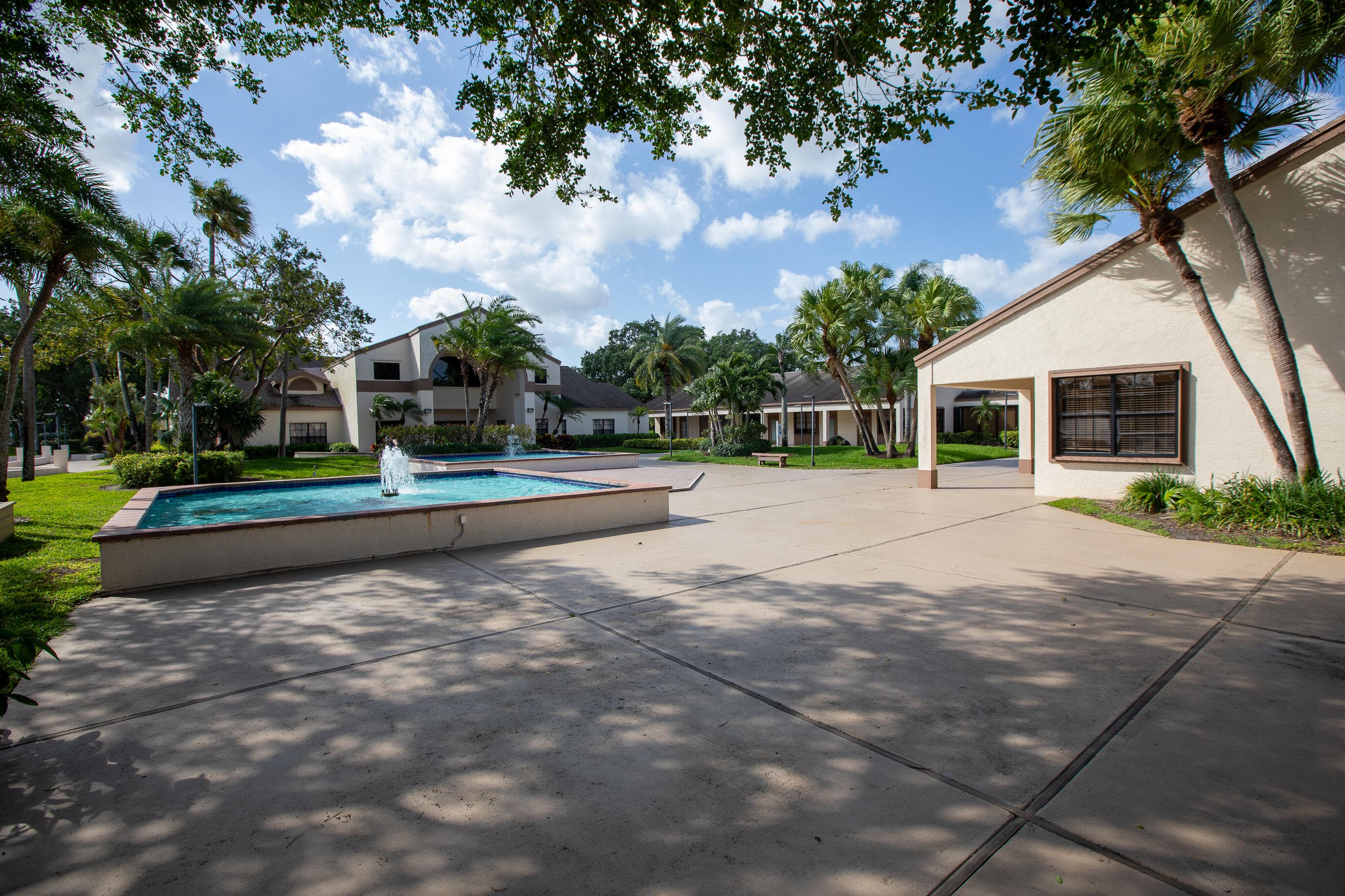 2738 S Carambola Circle S 1913, Coconut Creek, FL 33066 — photo 33 of 39