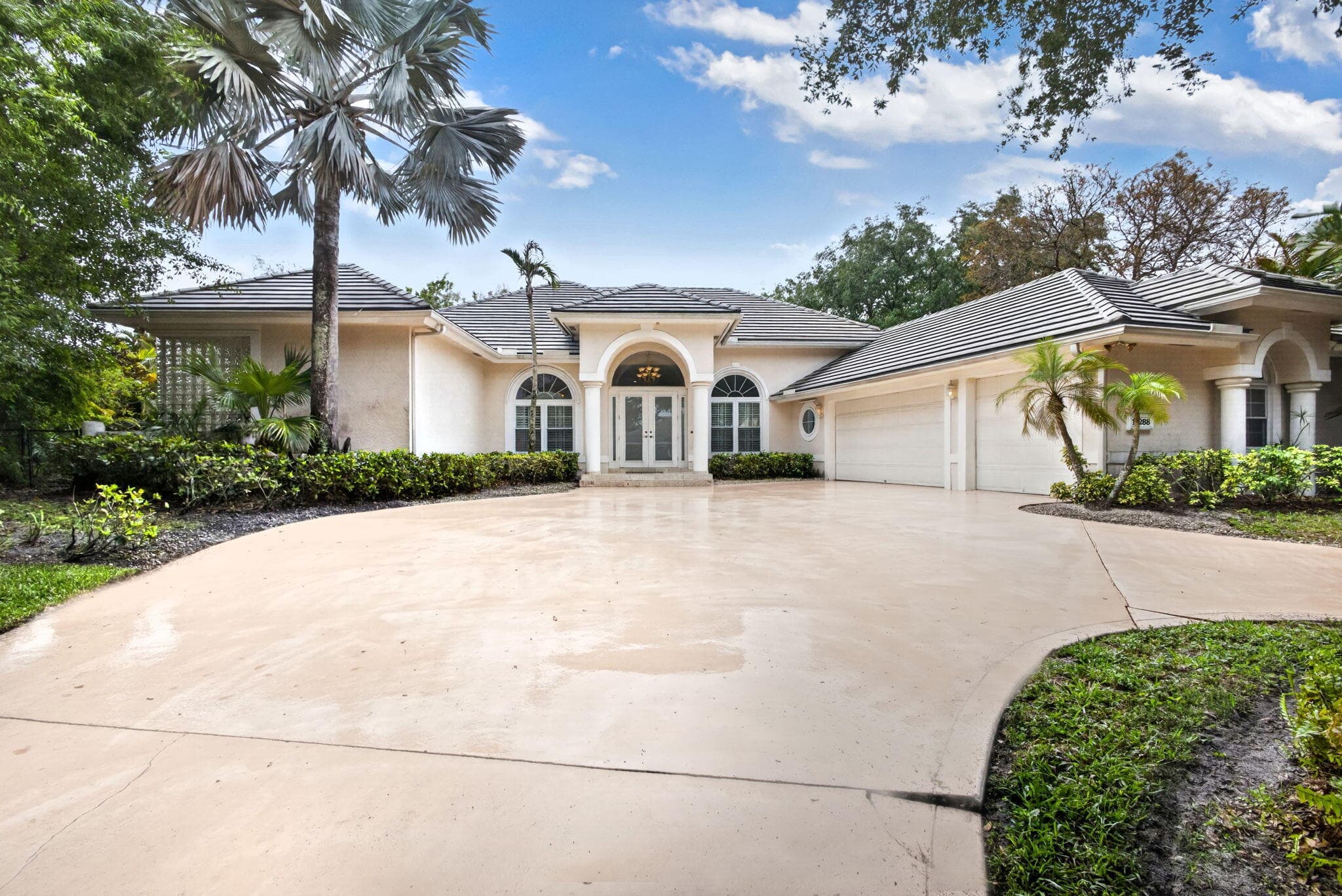 18288 SE Heritage Drive, Jupiter, FL 33469 — photo 3 of 48