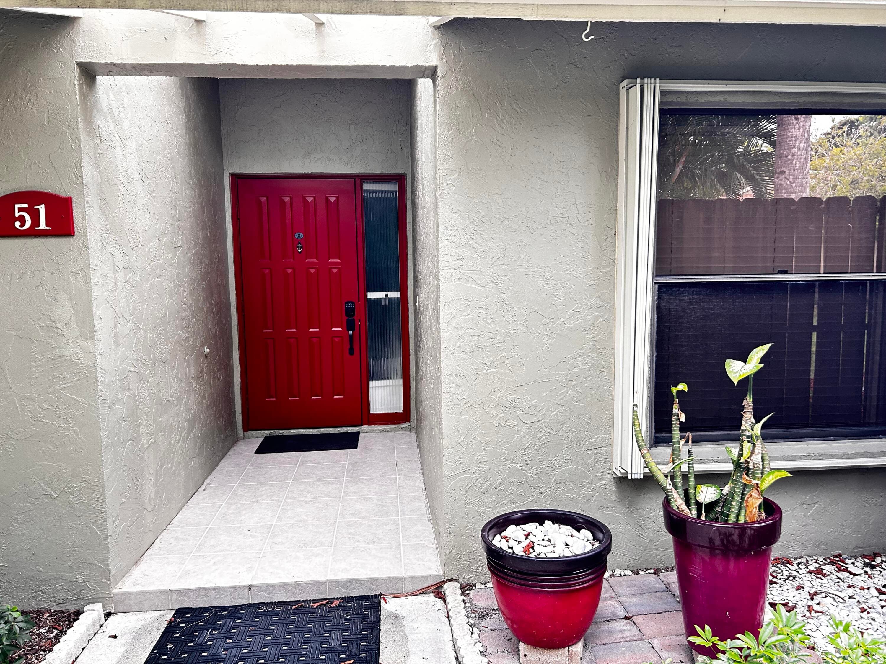 51 Meadows Drive, Boynton Beach, FL 33436 — photo 5 of 38