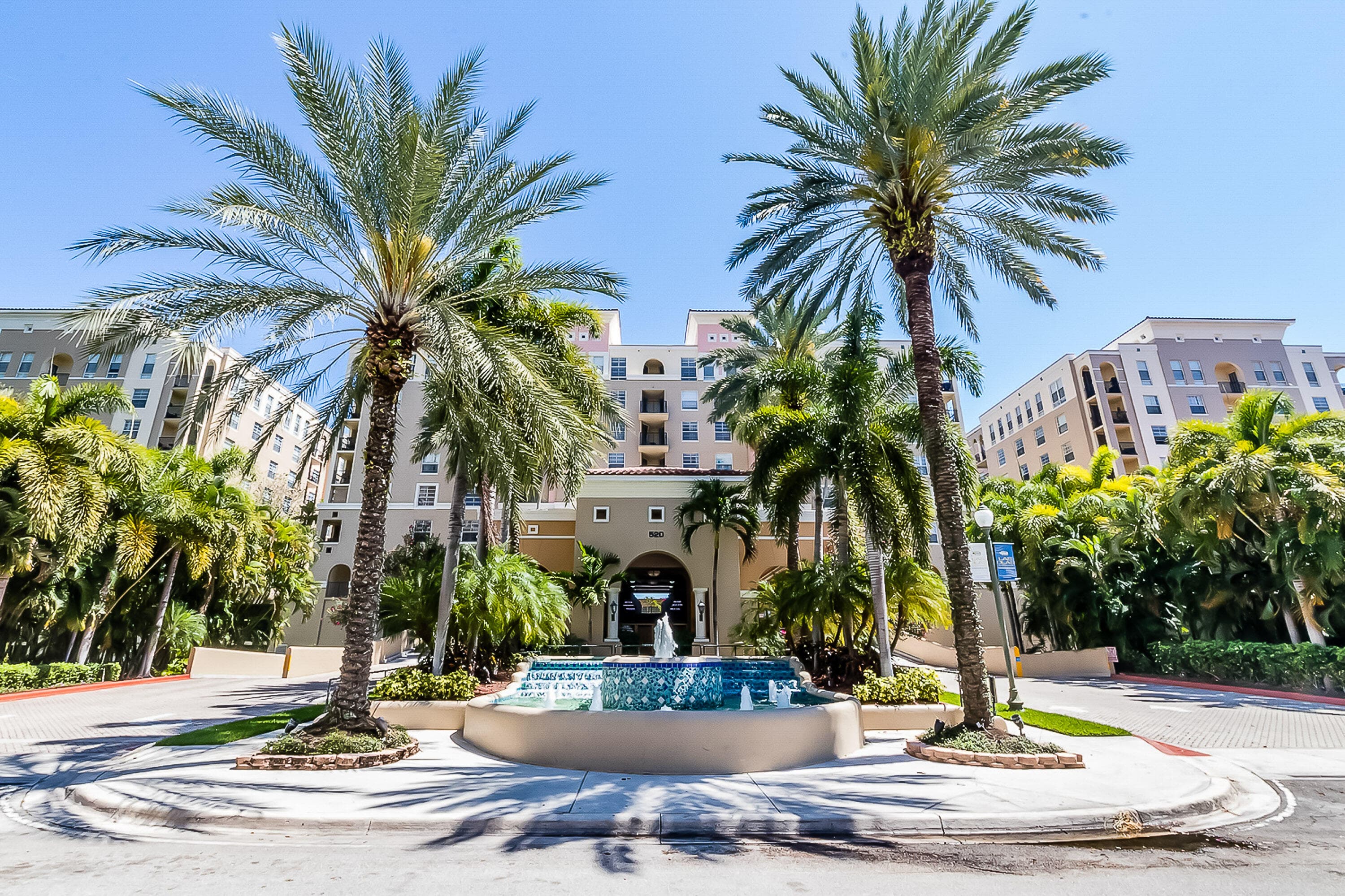 520 SE 5th Avenue 3208, Fort Lauderdale, FL 33301 — photo 1 of 63