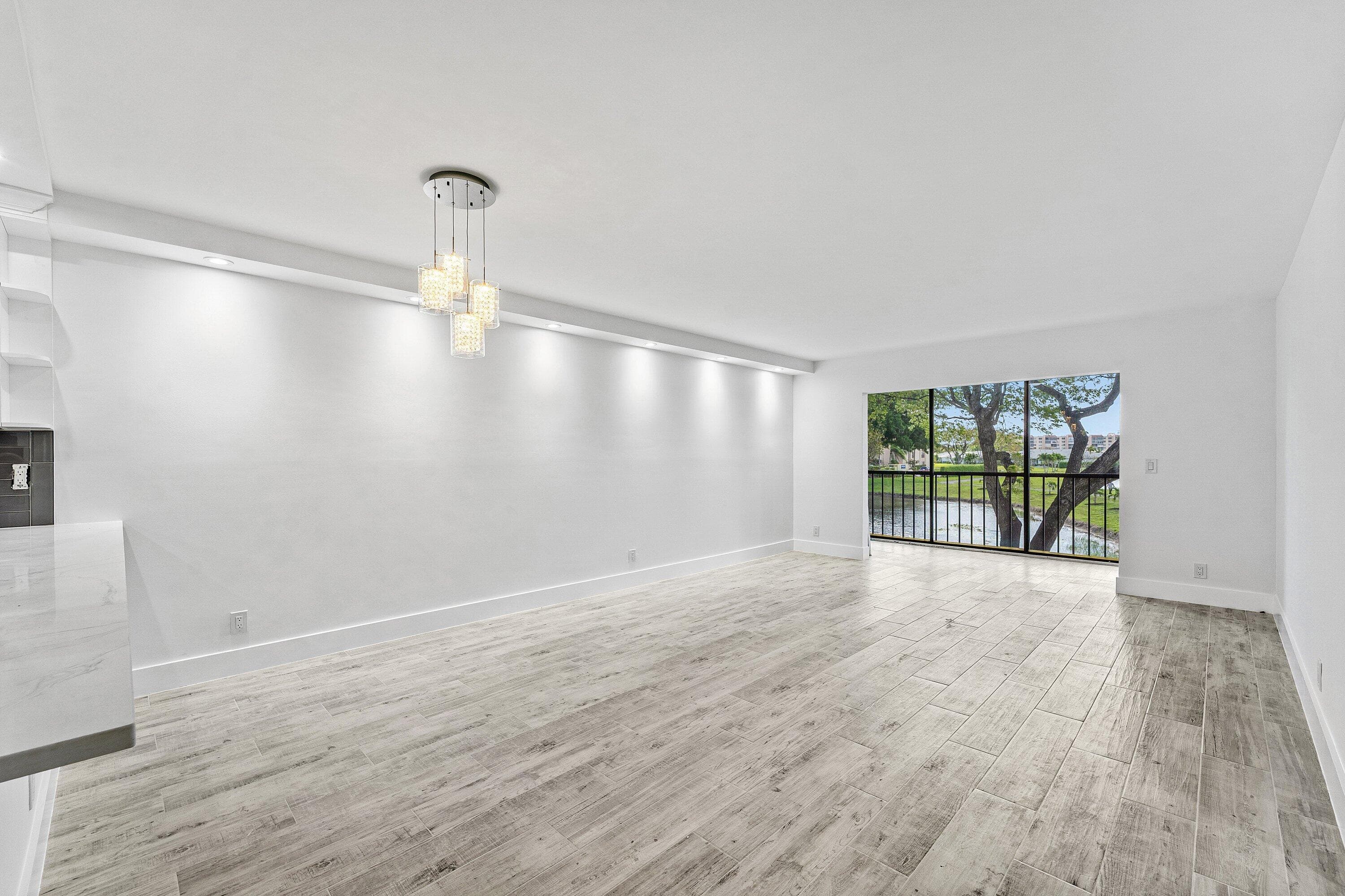 7192 Huntington Lane 208, Delray Beach, FL 33446 — photo 24 of 43