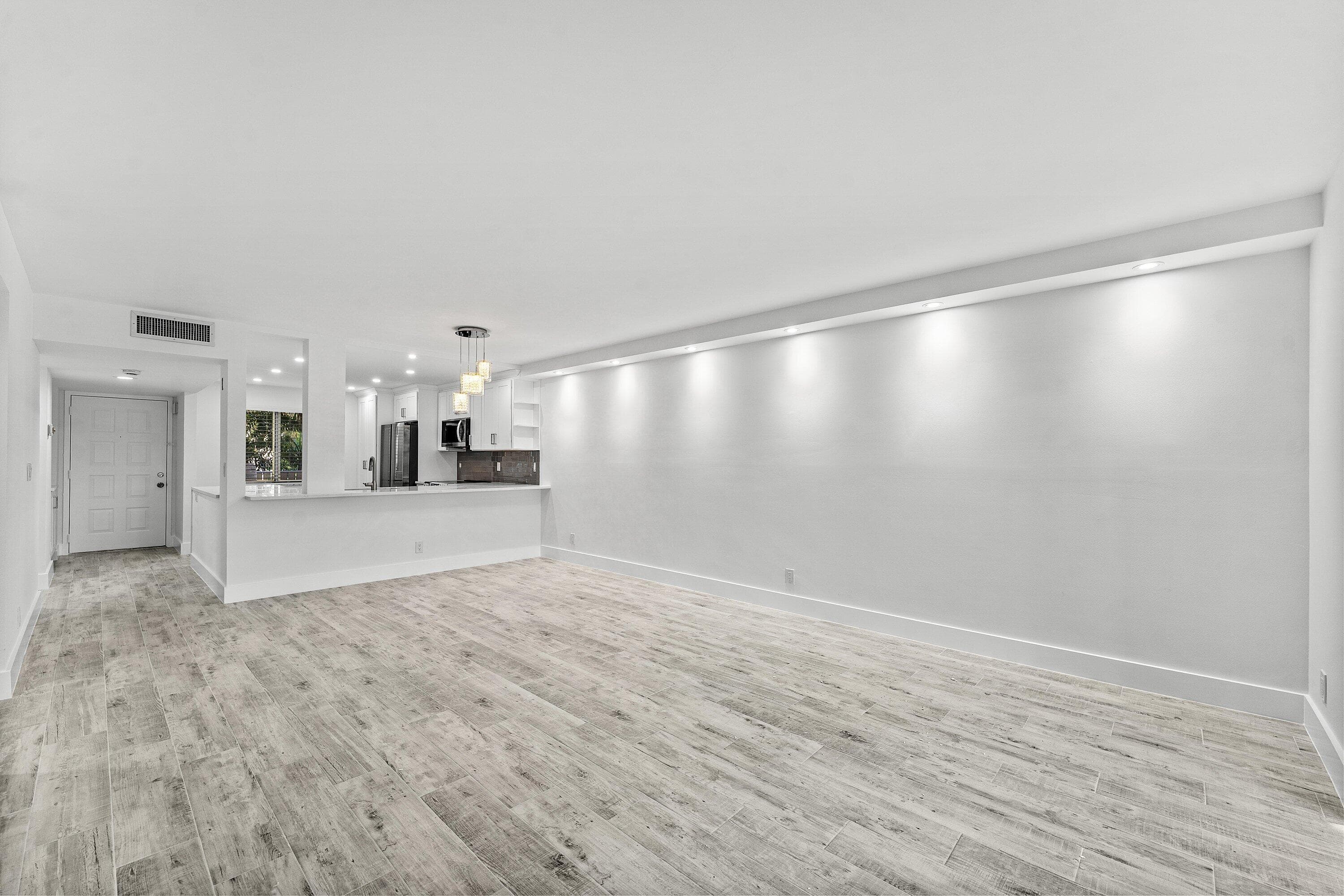 7192 Huntington Lane 208, Delray Beach, FL 33446 — photo 20 of 43