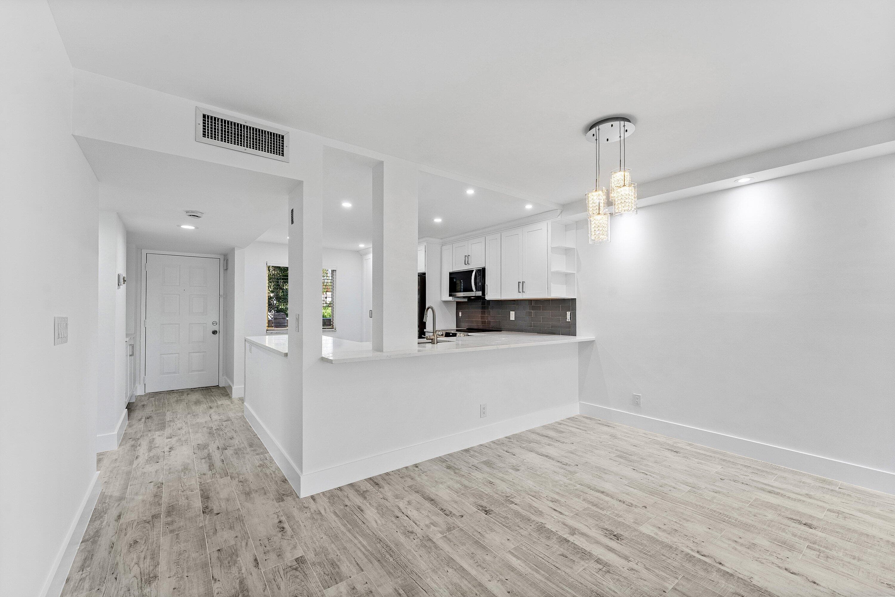 7192 Huntington Lane 208, Delray Beach, FL 33446 — photo 11 of 43
