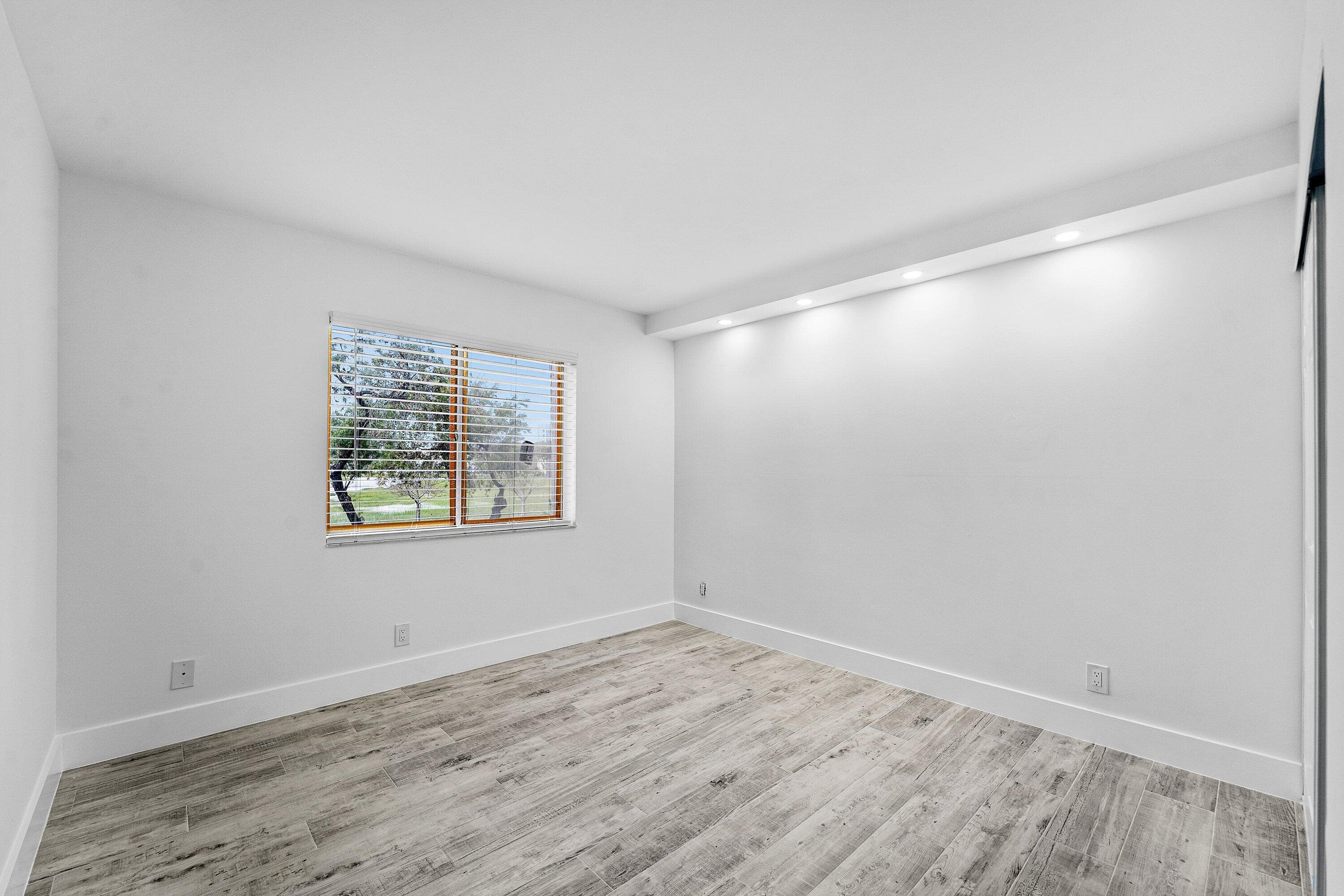 7192 Huntington Lane 208, Delray Beach, FL 33446 — photo 34 of 43