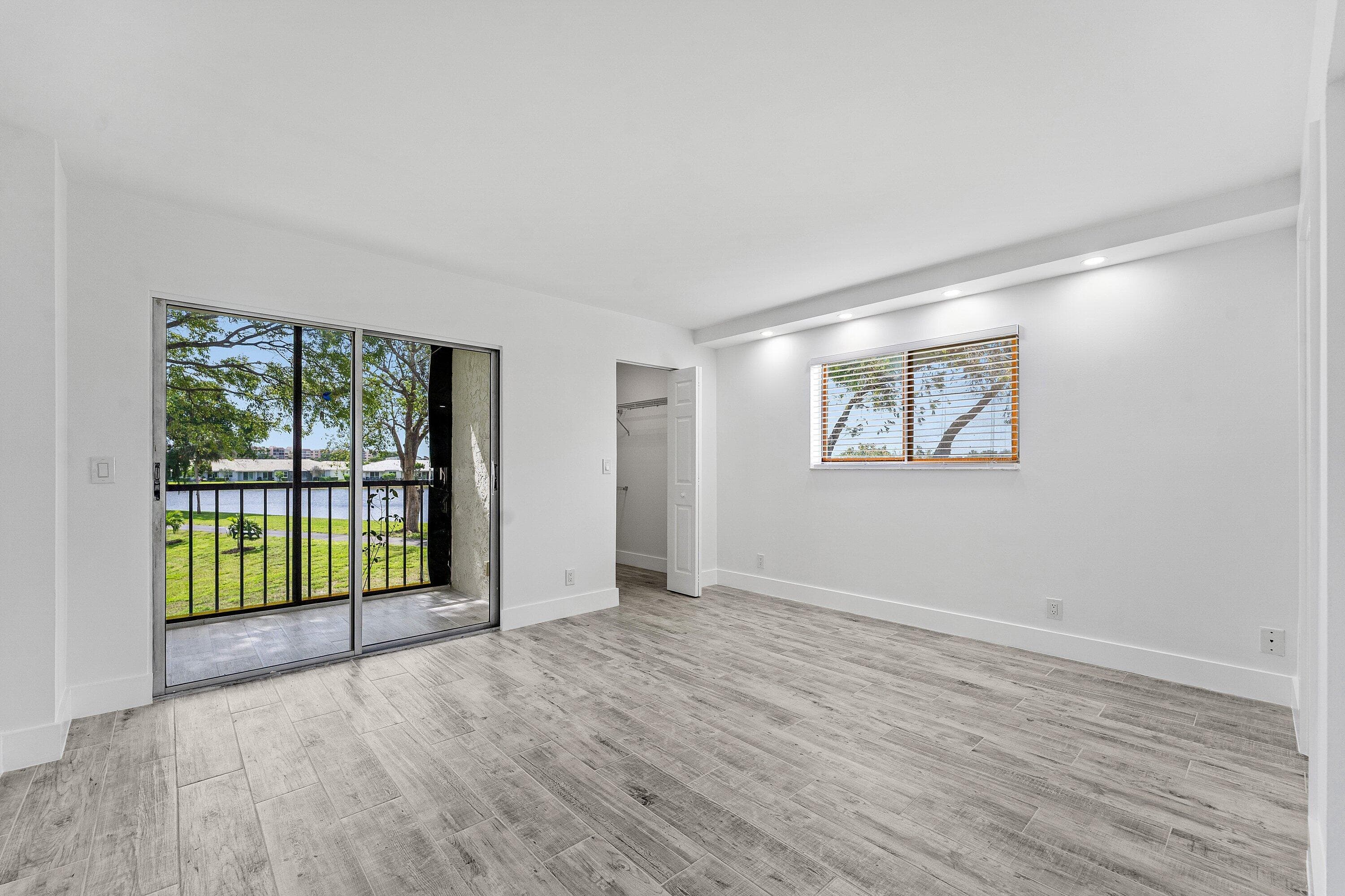 7192 Huntington Lane 208, Delray Beach, FL 33446 — photo 14 of 43