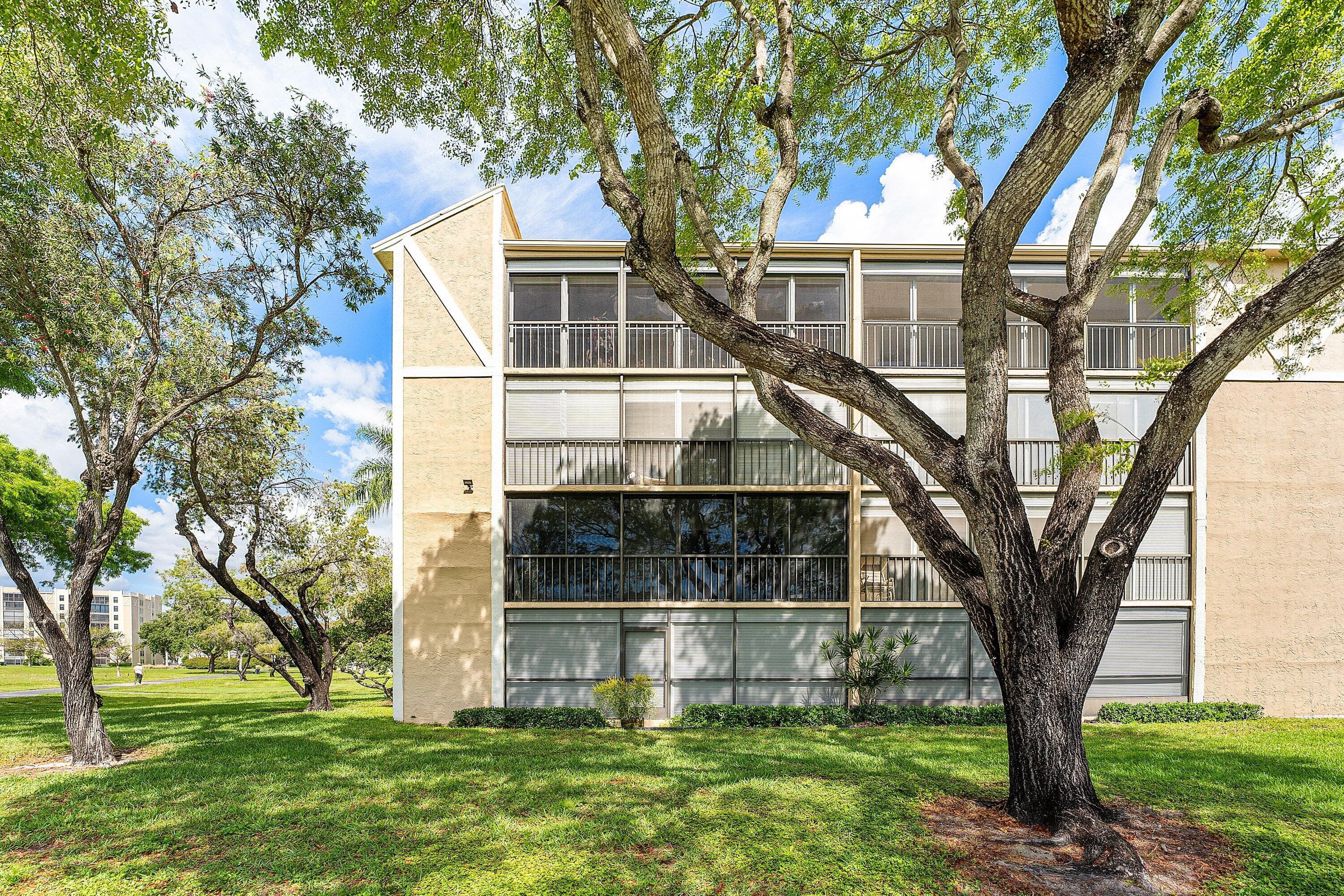7192 Huntington Lane 208, Delray Beach, FL 33446 — photo 42 of 43