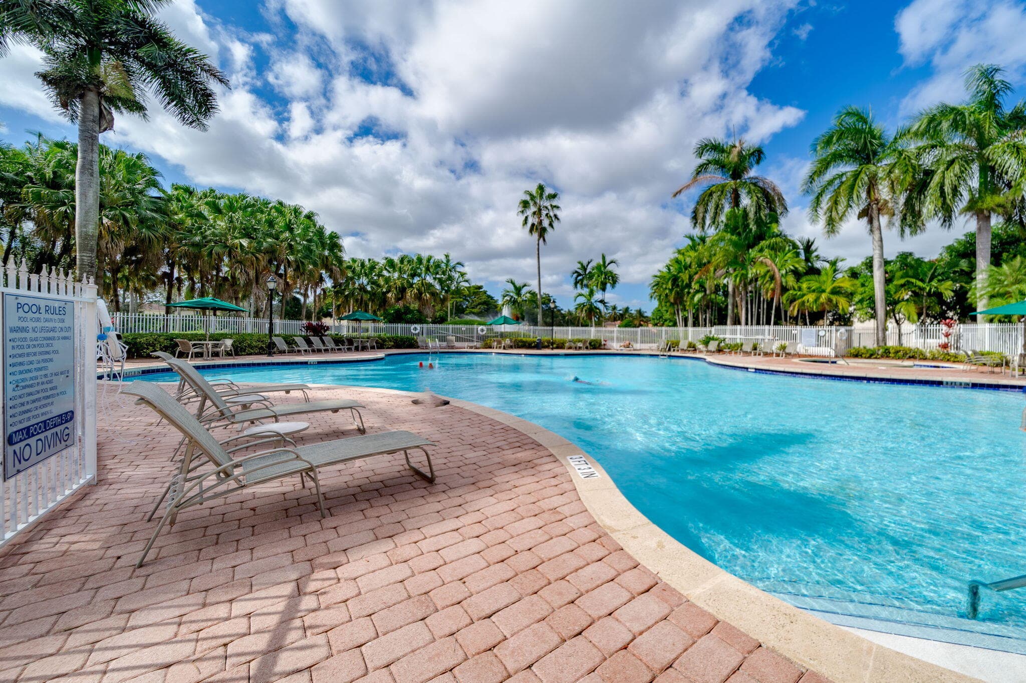 7915 NW 20th Street, Pembroke Pines, FL 33024 — photo 37 of 45