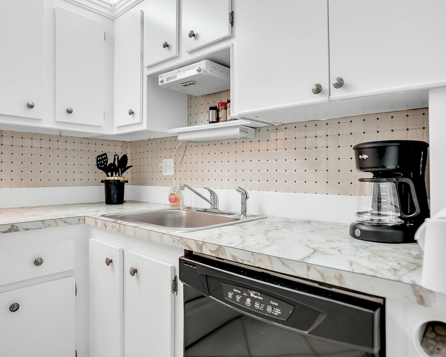 2061 NW 47th Terrace 103, Lauderhill, FL 33313 — photo 12 of 22